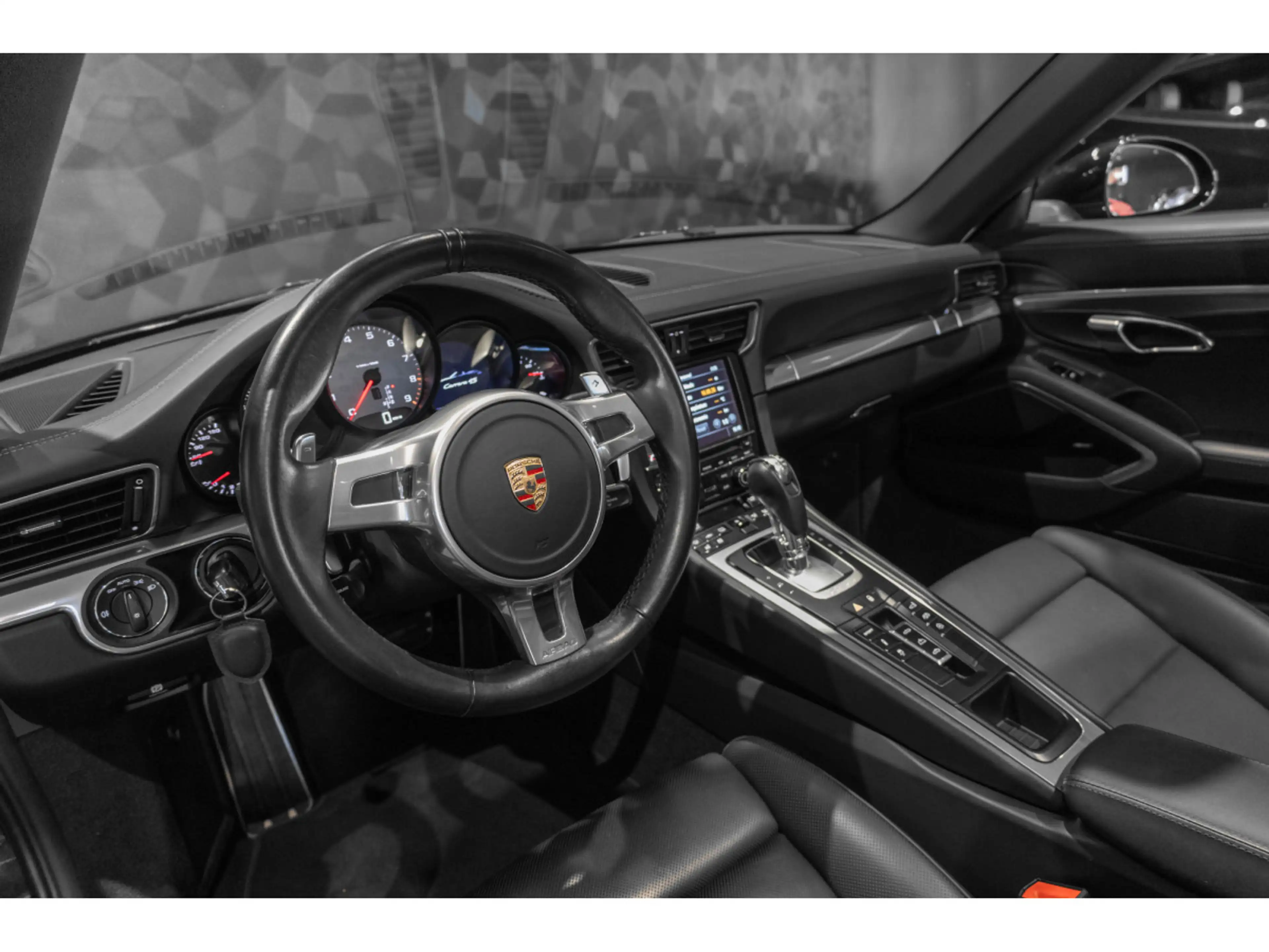 Porsche 991 .1 Carrera 4S Cabriolet — photo 11