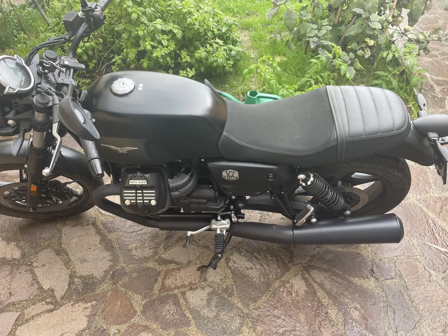 Moto Guzzi V 7 - 2
