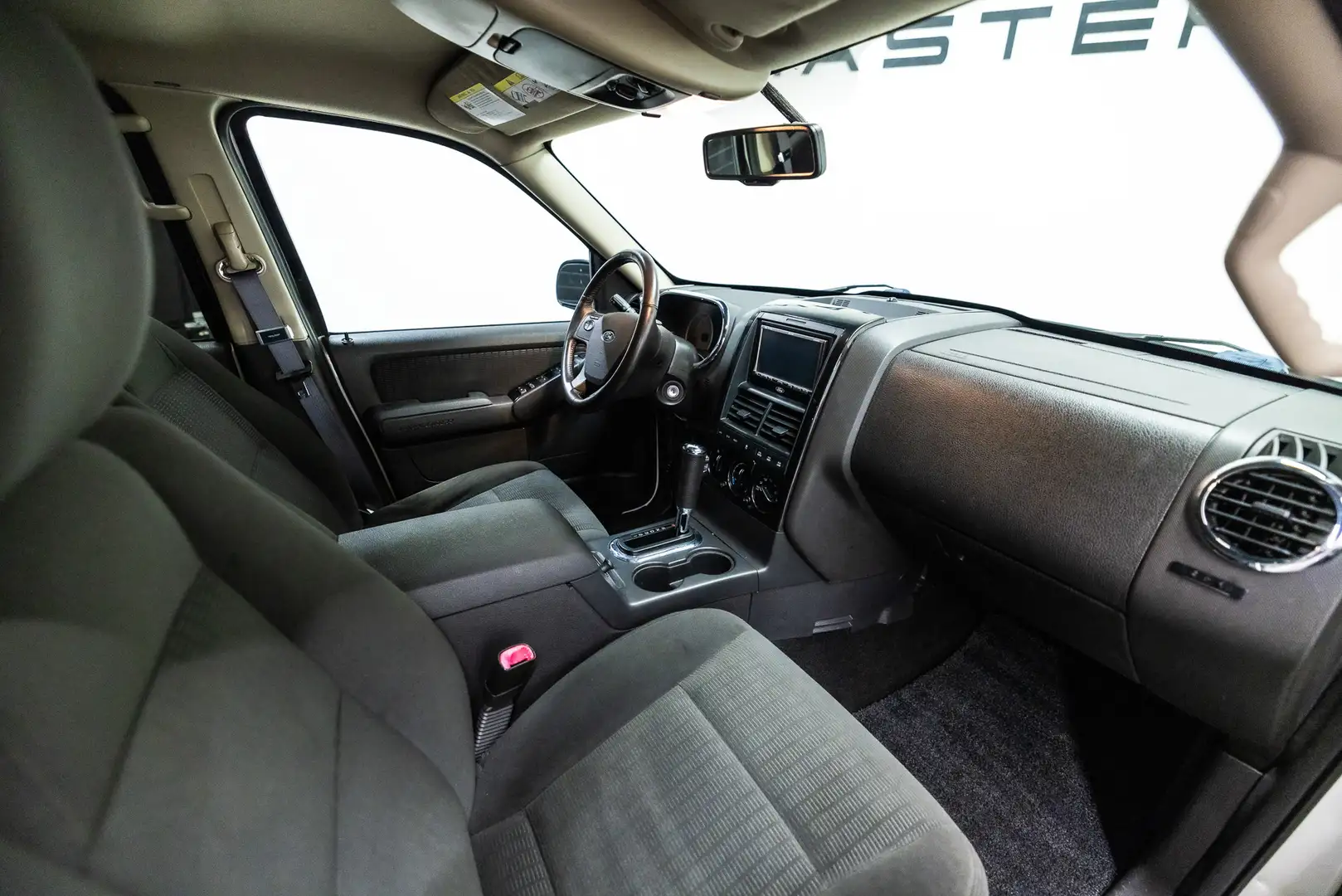 Ford Explorer XLT Btw auto, Fiscale waarde € 6.000,- (€ 18.966,9 Blanc - 2