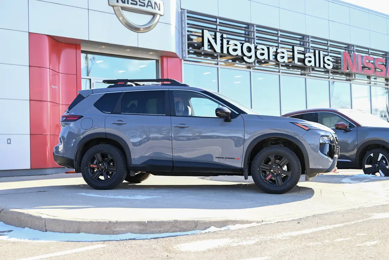 Nissan Rogue fotografie Nissan Rogue