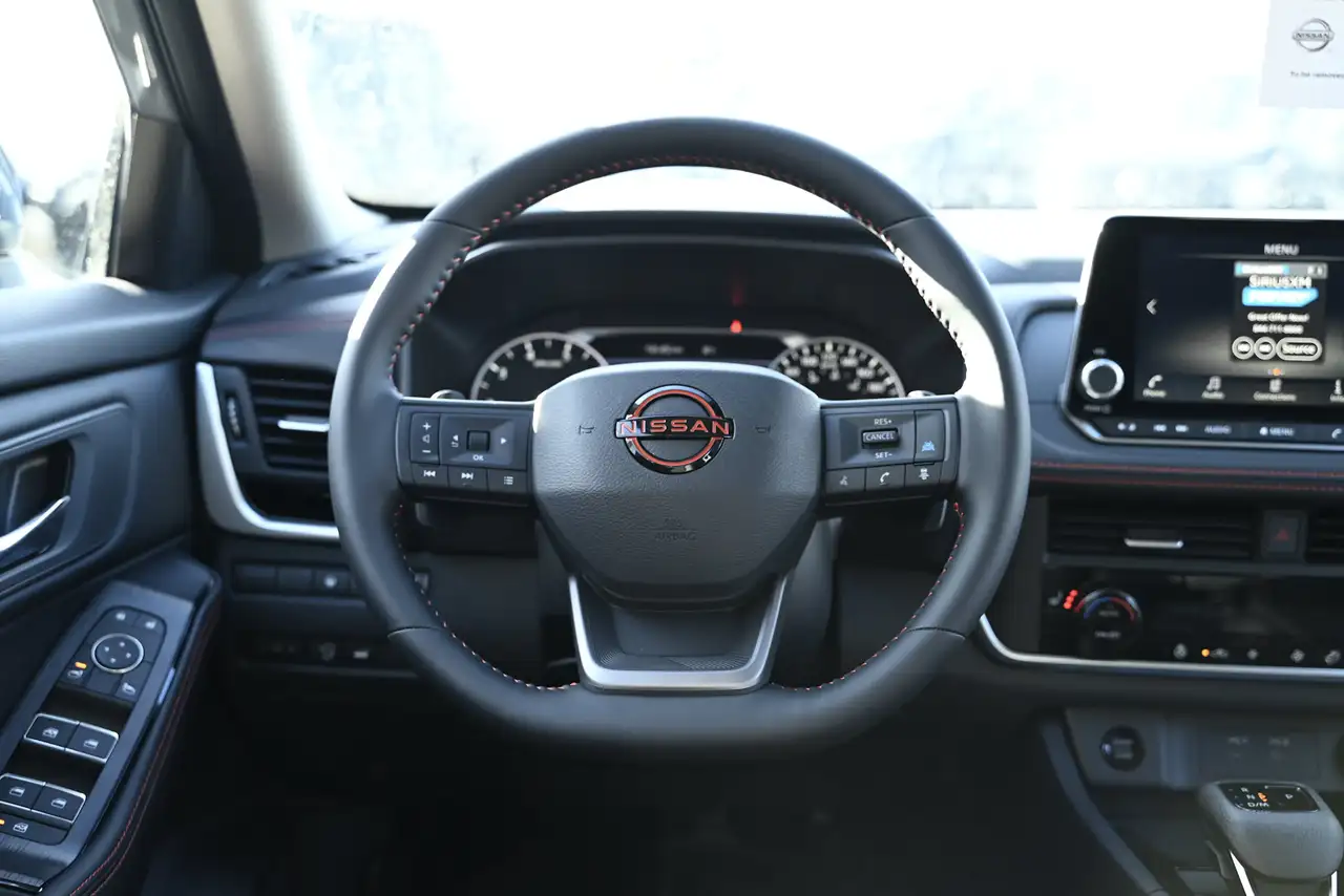 Nissan Rogue fotografie Nissan Rogue