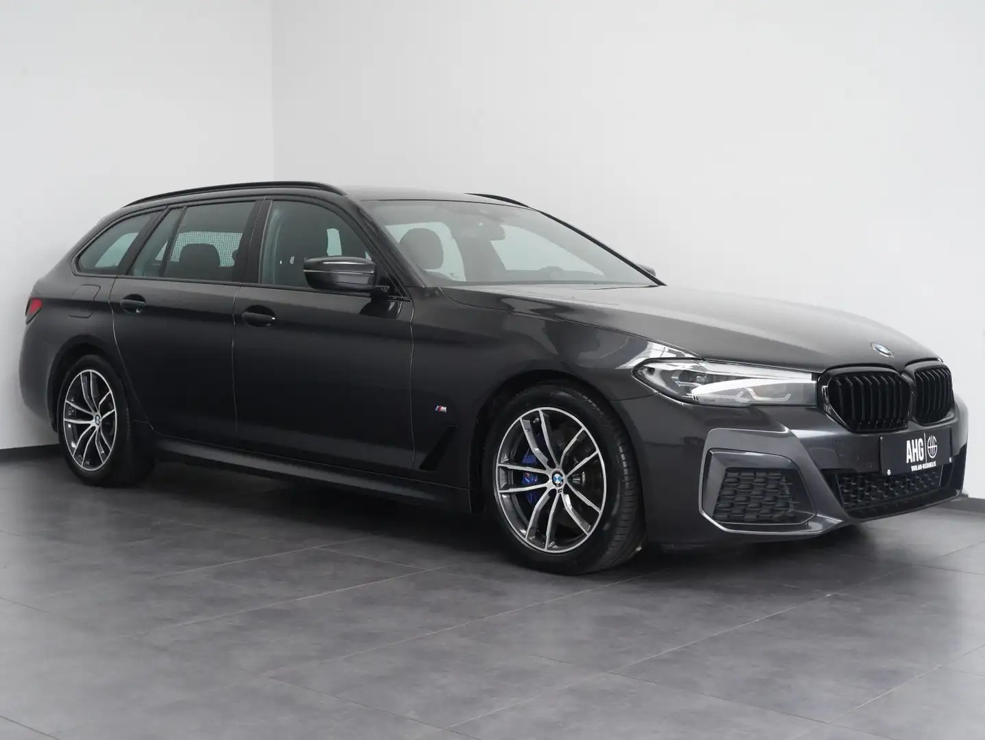 BMW 530 i Touring M Sport SHADOW/DRIVING-ASSISTANT Grau - 2