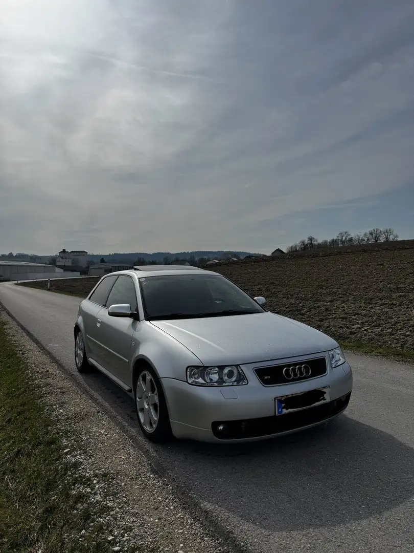 Audi S3 A3 quattro - 1