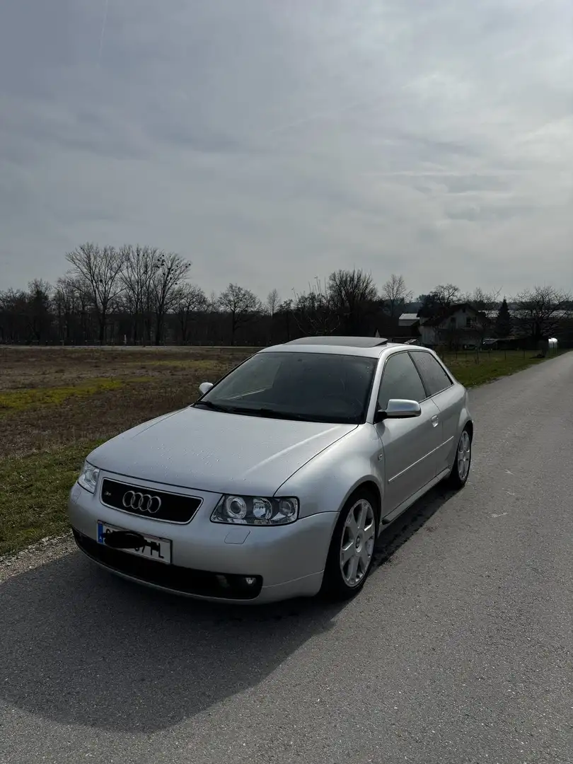 Audi S3 A3 quattro - 2