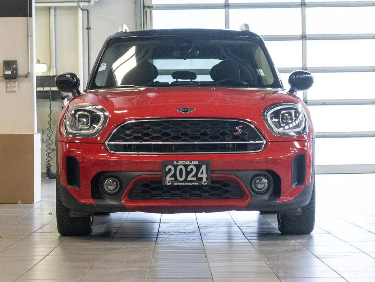 MINI Countryman снимка MINI Countryman