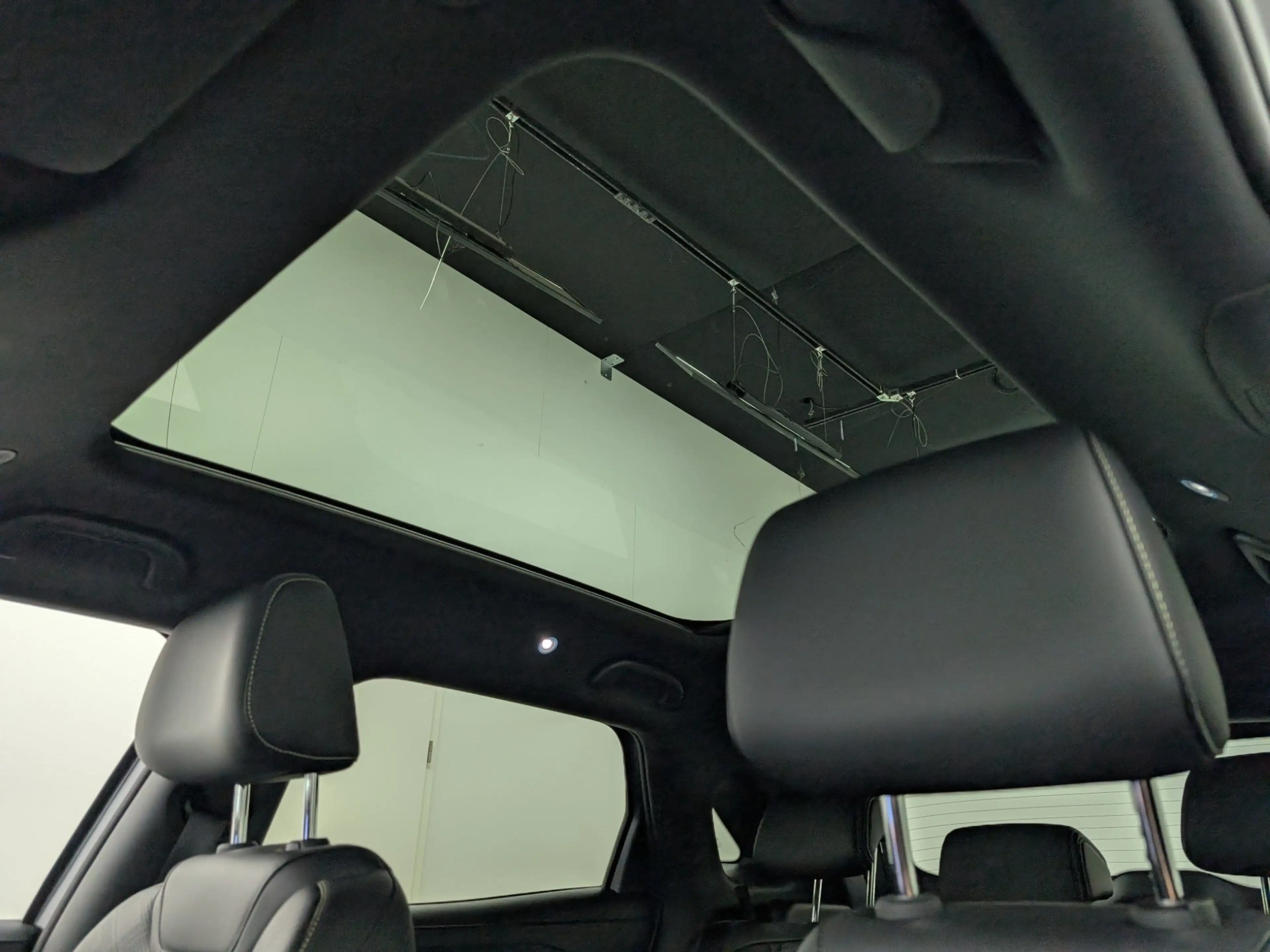 BYD Atto 2 DM-i Boost Glasdach ACC LED — photo 9