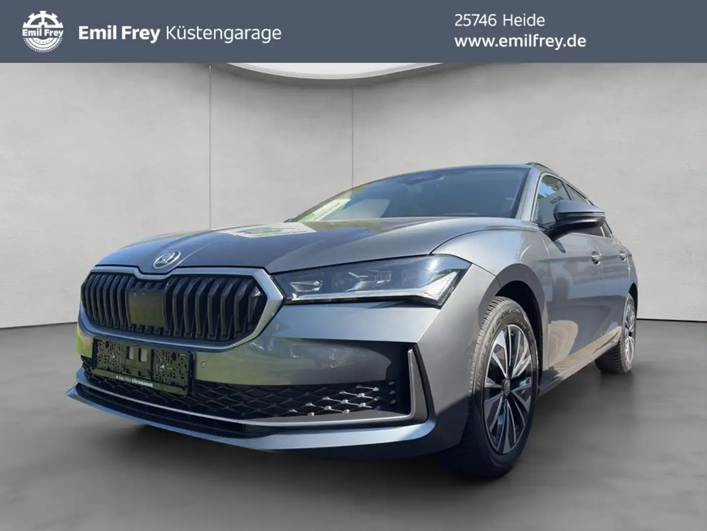 Skoda Superb Combi Selection 2.0l TDI DSG SHZ AHK ACC Grau - 1