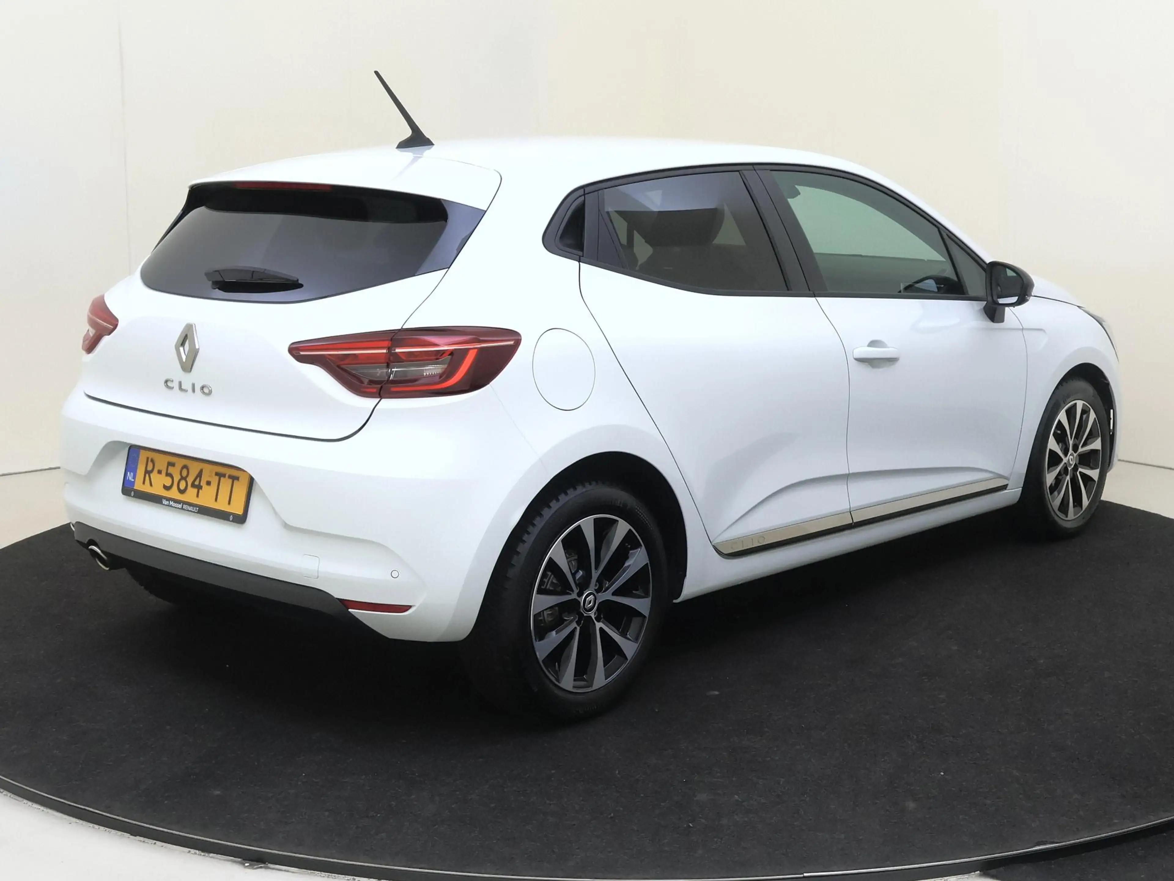 Renault Clio 1.0 TCe Zen | Airco | Bluetooth — photo 4