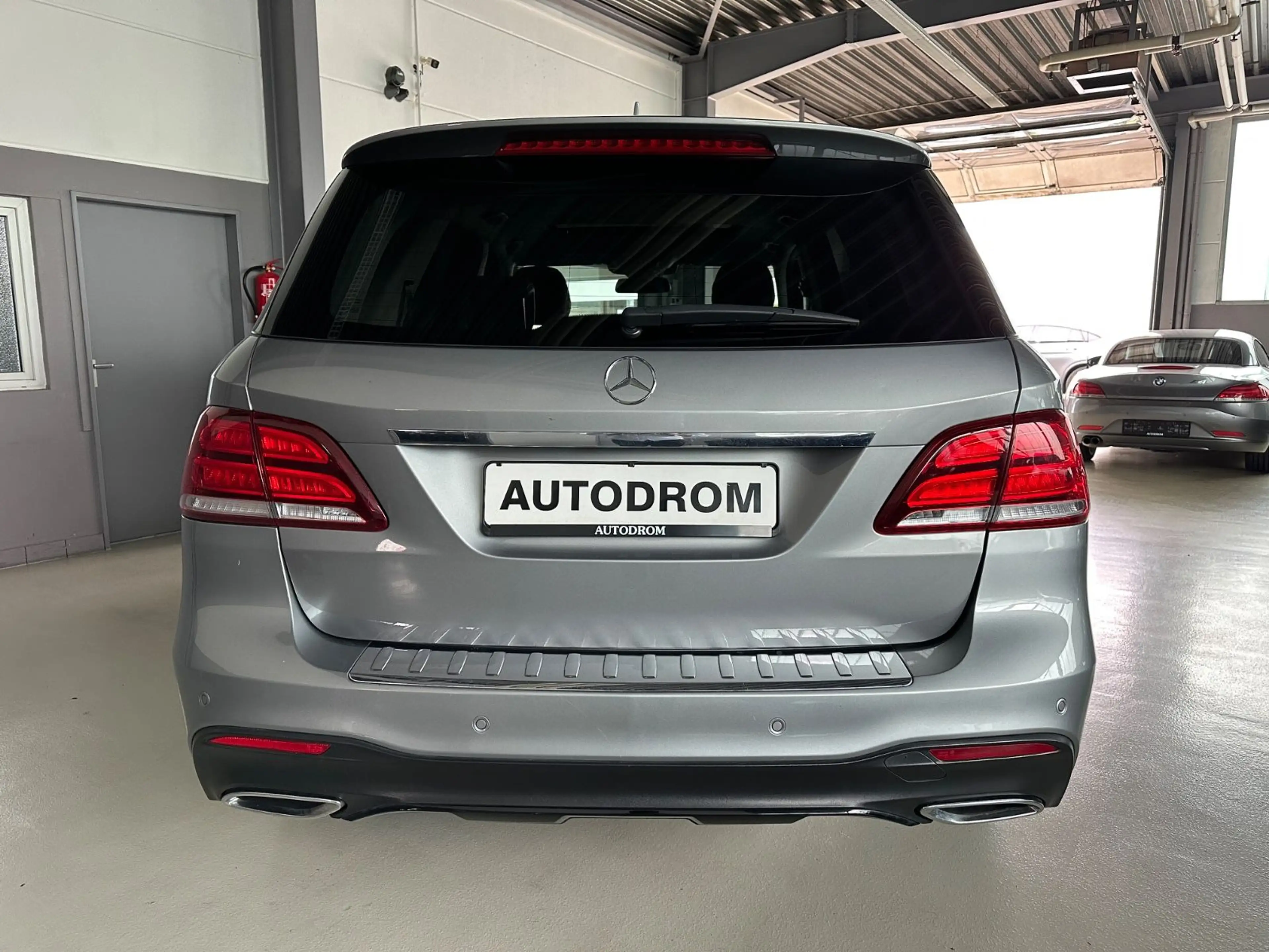 Mercedes-Benz GLE 350 d 4Matic AMG-Line/Night/Kamera — photo 5