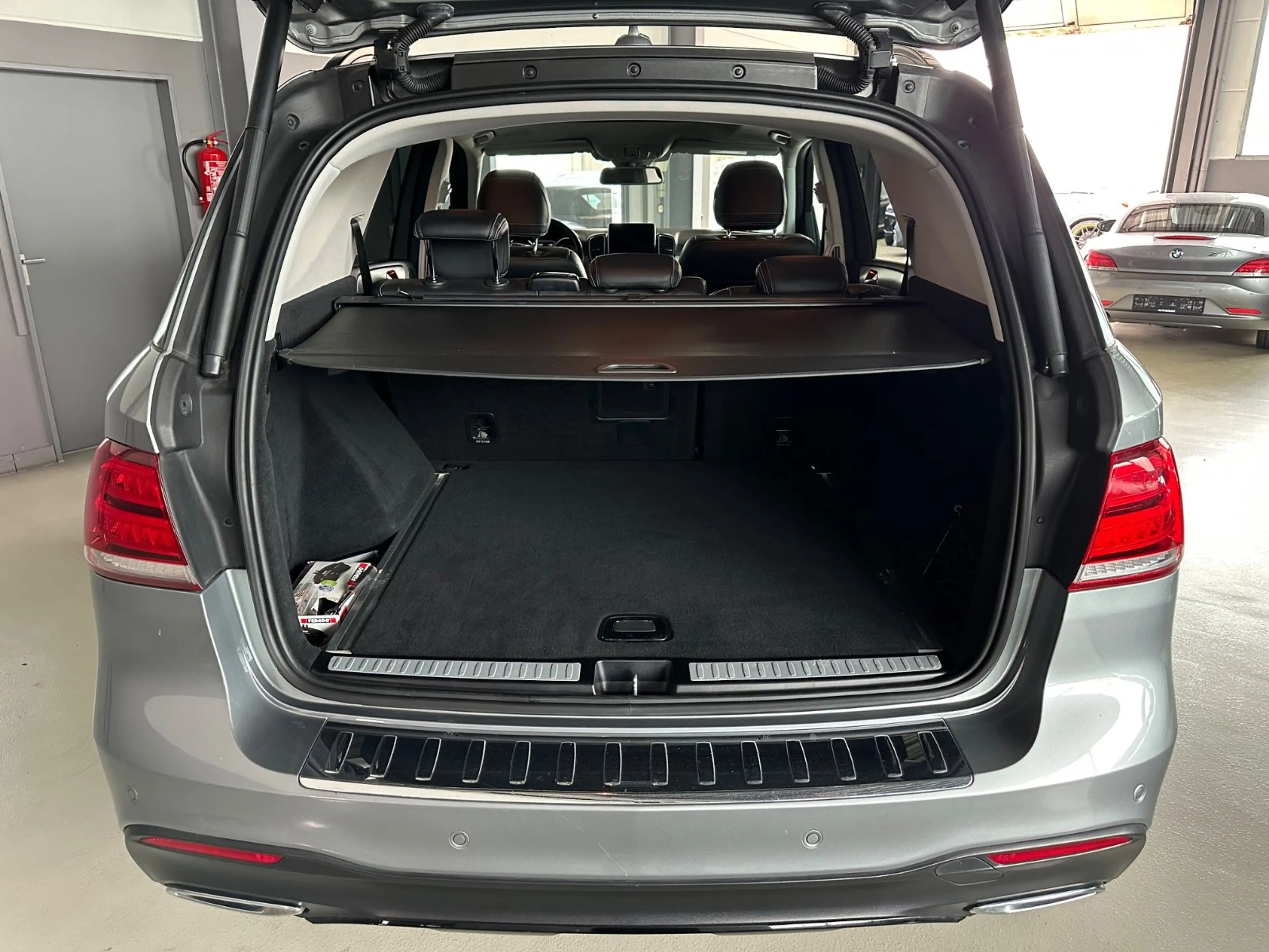 Mercedes-Benz GLE 350 d 4Matic AMG-Line/Night/Kamera — photo 8