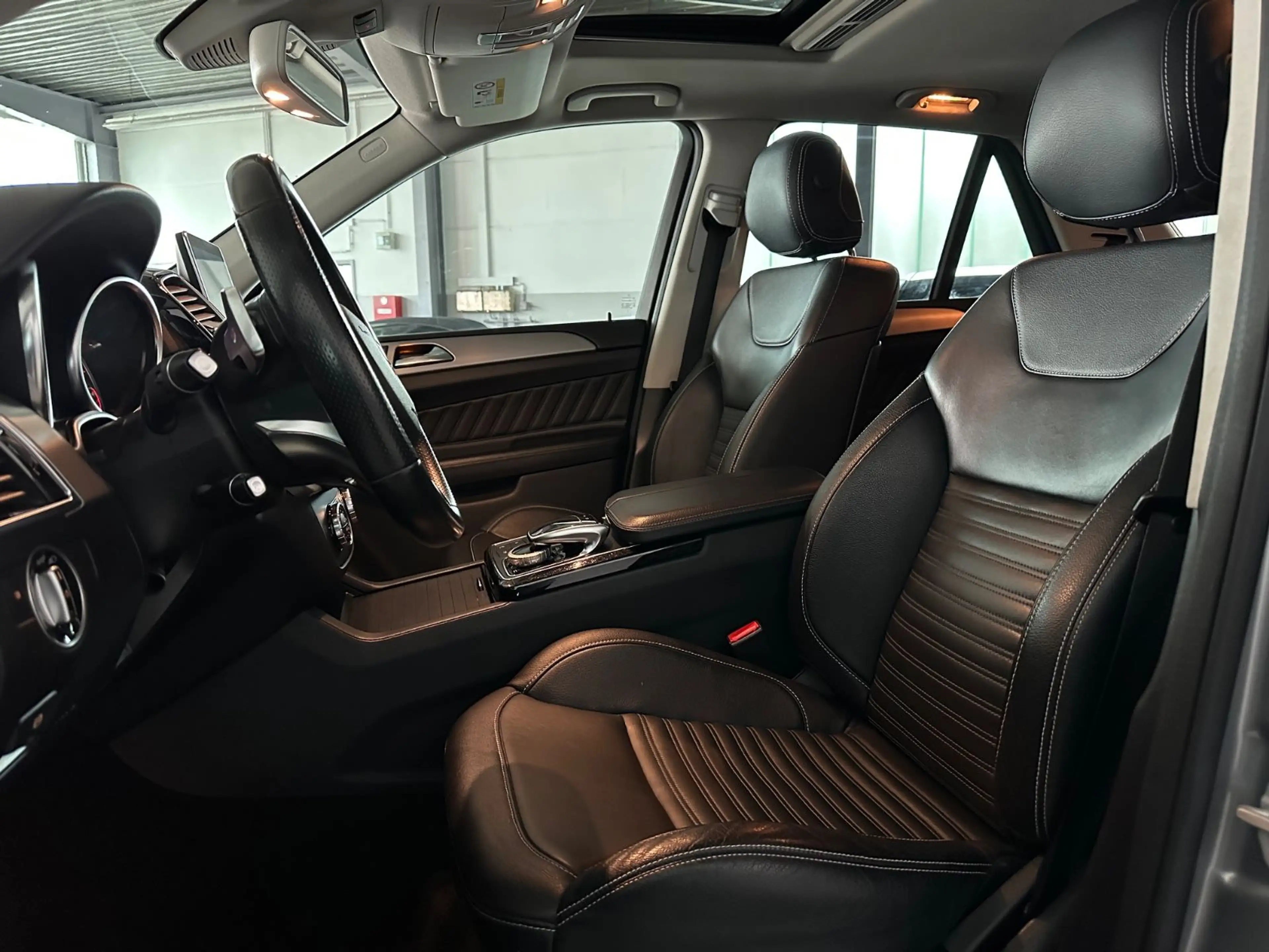 Mercedes-Benz GLE 350 d 4Matic AMG-Line/Night/Kamera — photo 14