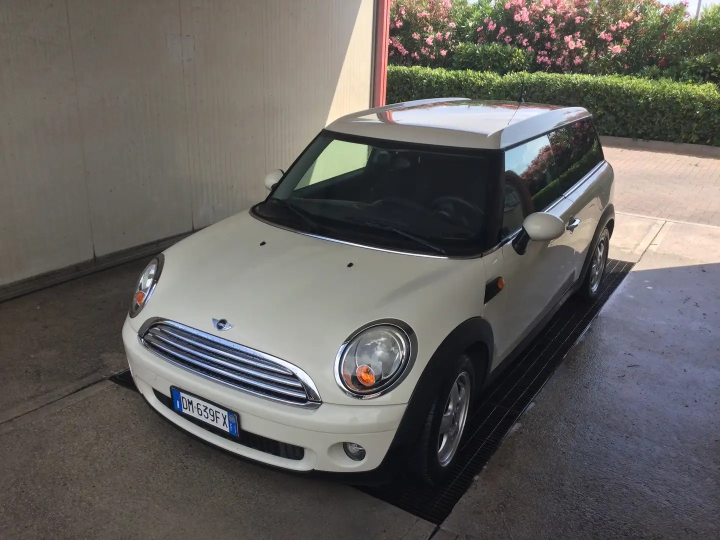 MINI Cooper Clubman 1.6 Benzina Beige - 1