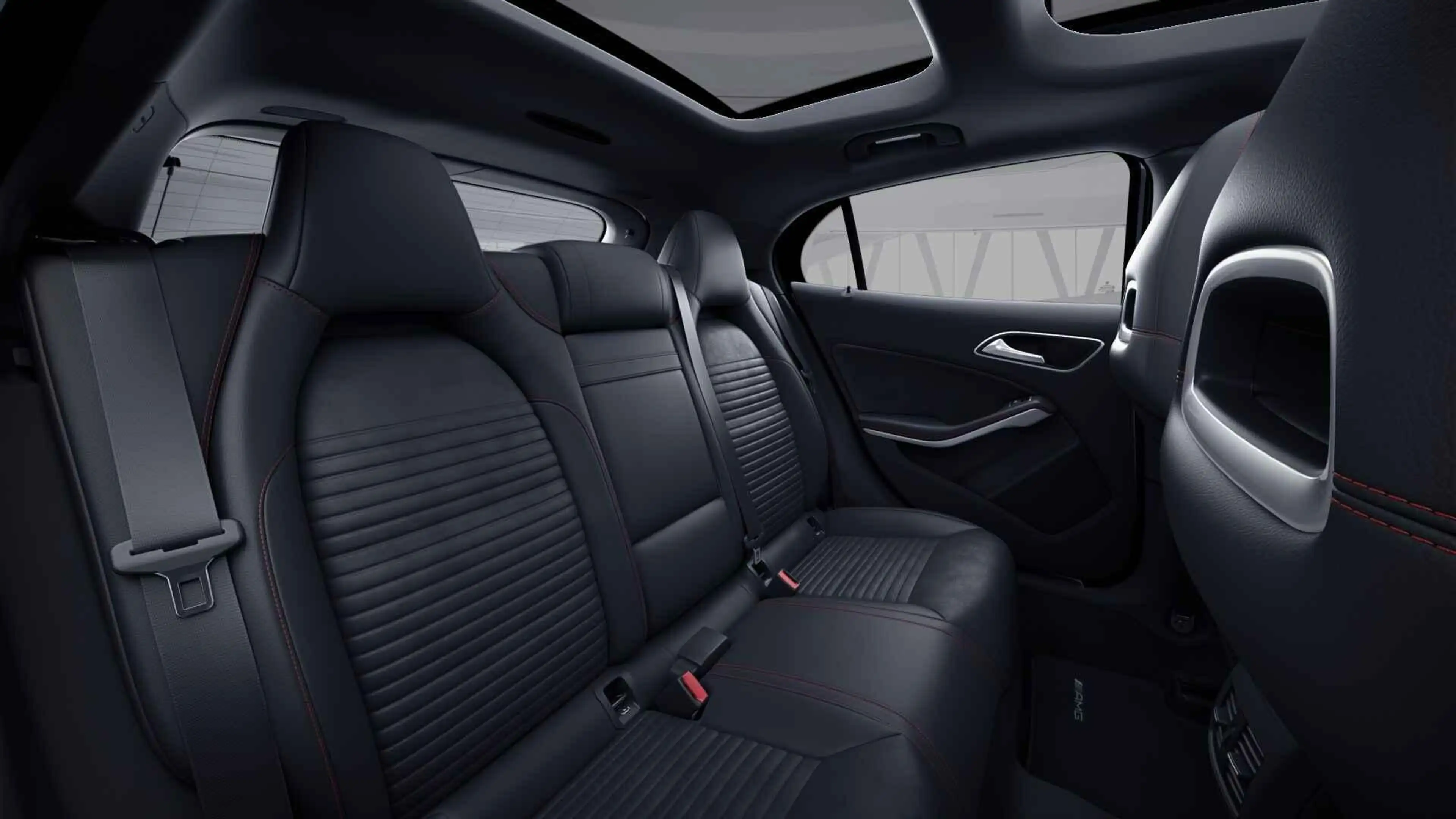 Mercedes-Benz GLA 180 AMG Line | Trekhaak | Panoramisch Dak | Verwarmde — photo 5