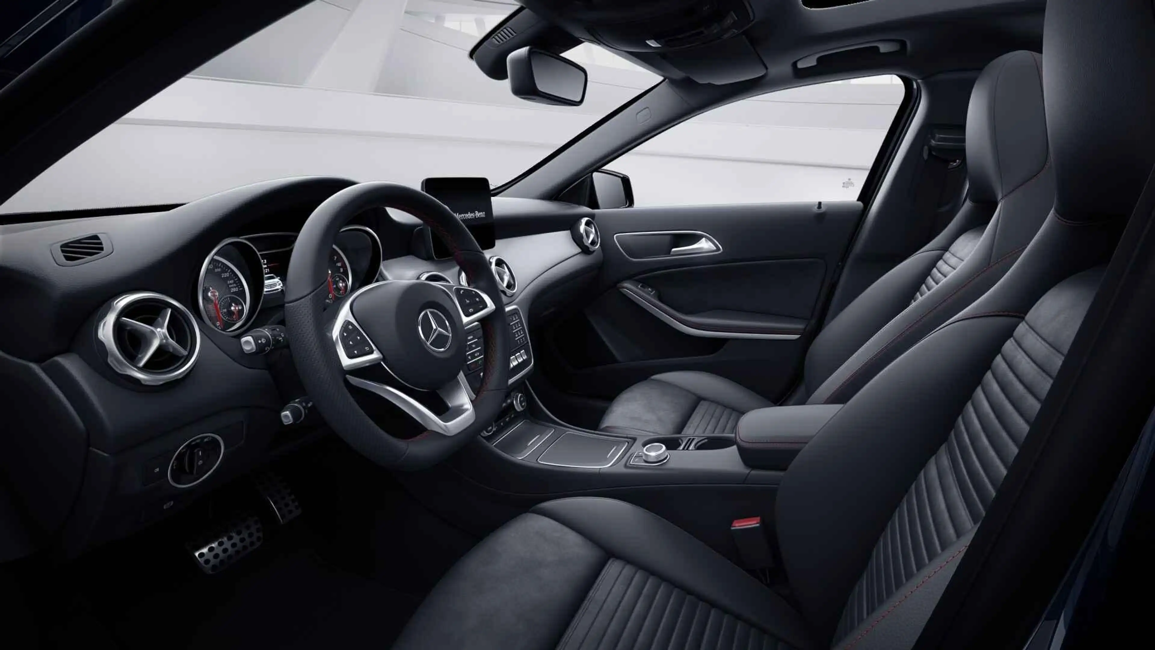 Mercedes-Benz GLA 180 AMG Line | Trekhaak | Panoramisch Dak | Verwarmde — photo 6