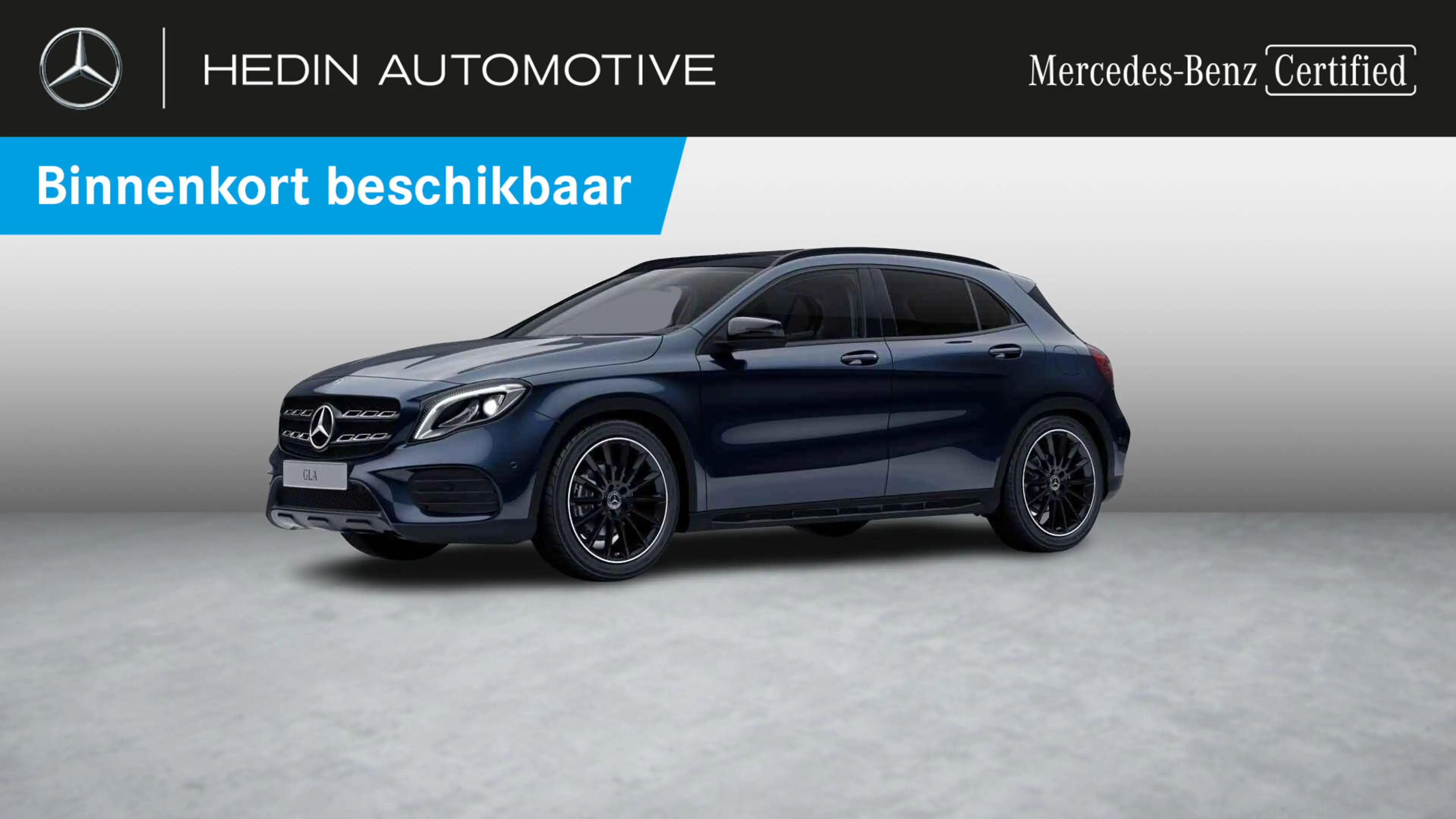 Mercedes-Benz GLA 180 AMG Line | Trekhaak | Panoramisch Dak | Verwarmde