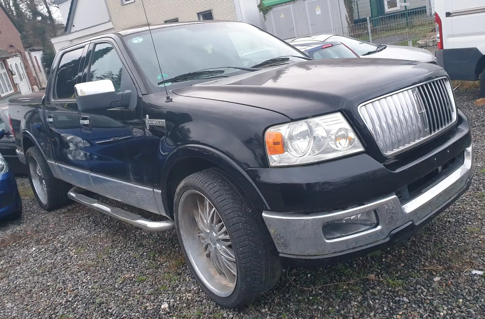 Lincoln Mark Mark LT. Vollaustattung. Mit Motorschaden Schwarz - 2