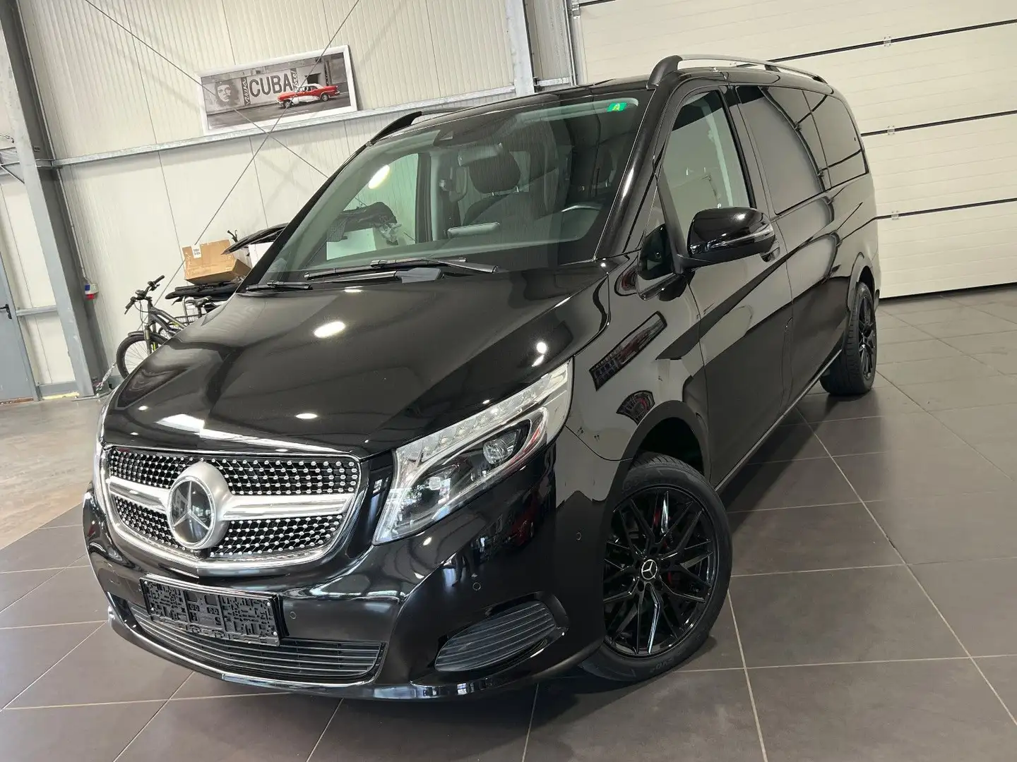 Mercedes-Benz V 220 d 4Matic Automatik lang **7Sitze*Navi*LED** Schwarz - 1
