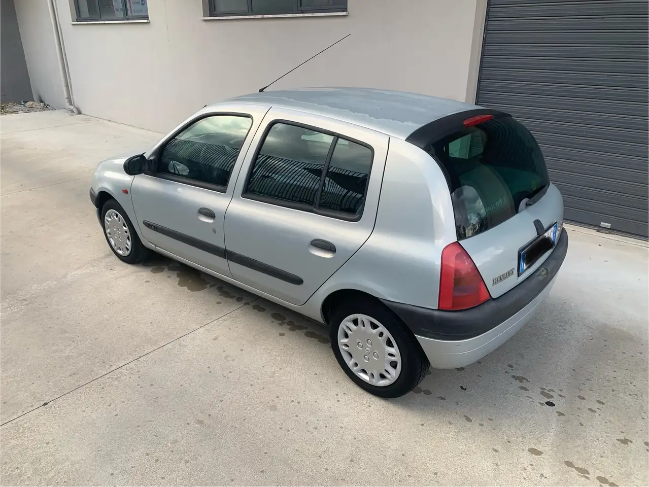 Renault Clio 5p 1.2 Authentique 1200 Euro, foto 2