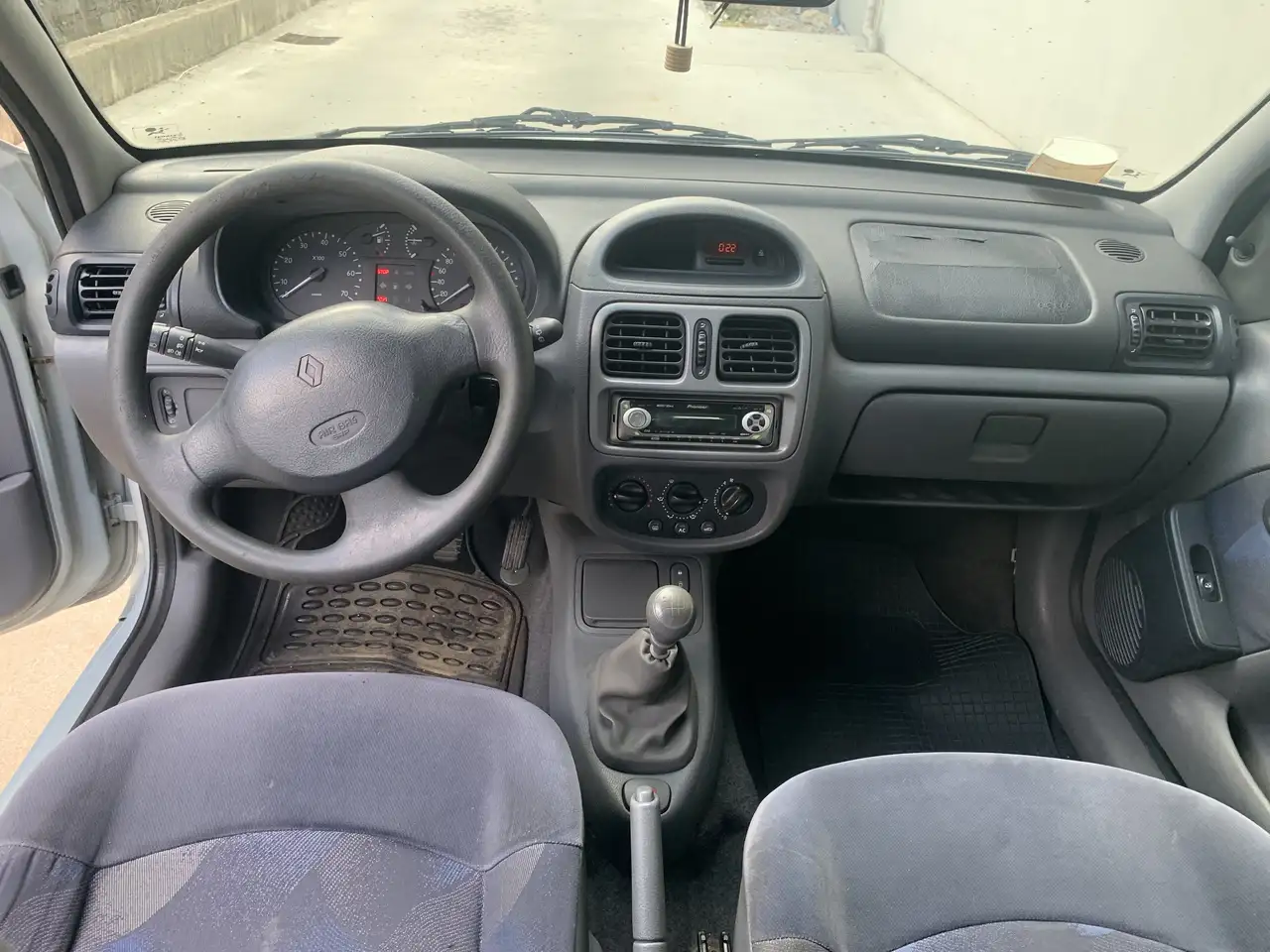 Renault Clio 5p 1.2 Authentique 1200 Euro, foto 8