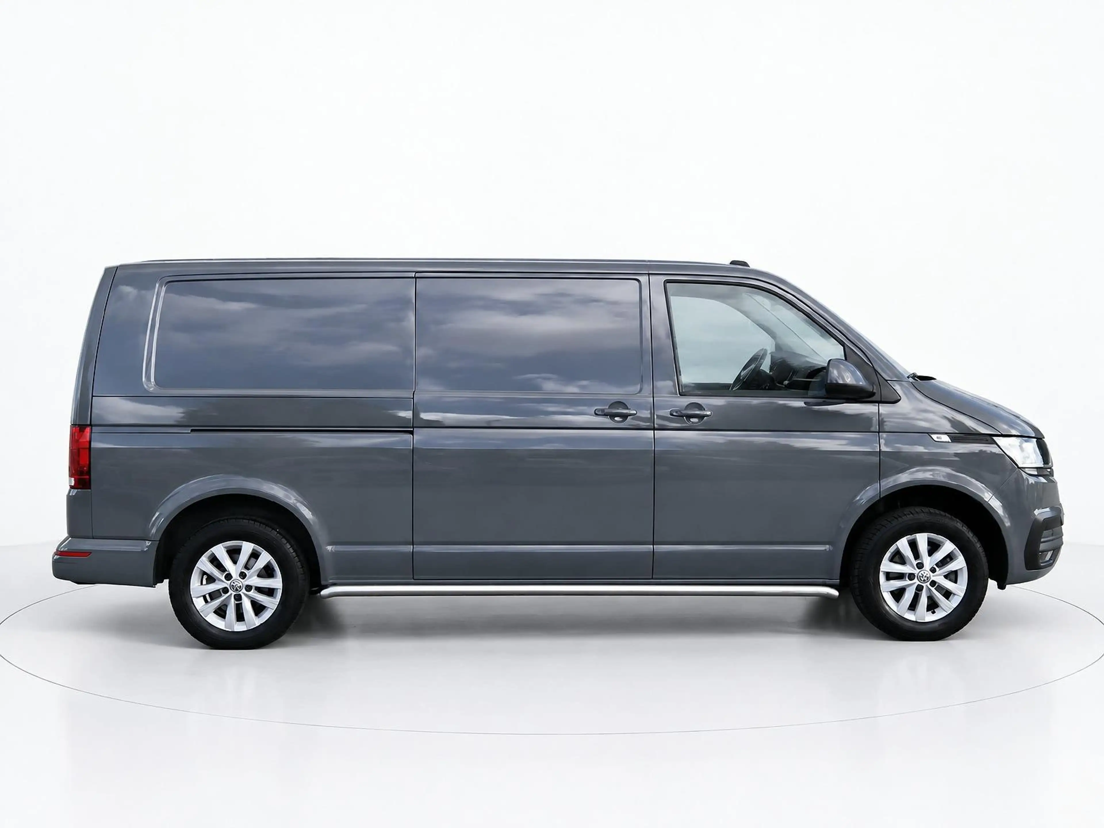 Volkswagen T6.1 Transporter 2.0 TDI L2H1 150PK DSG HIGHLINE EXEC — photo 25