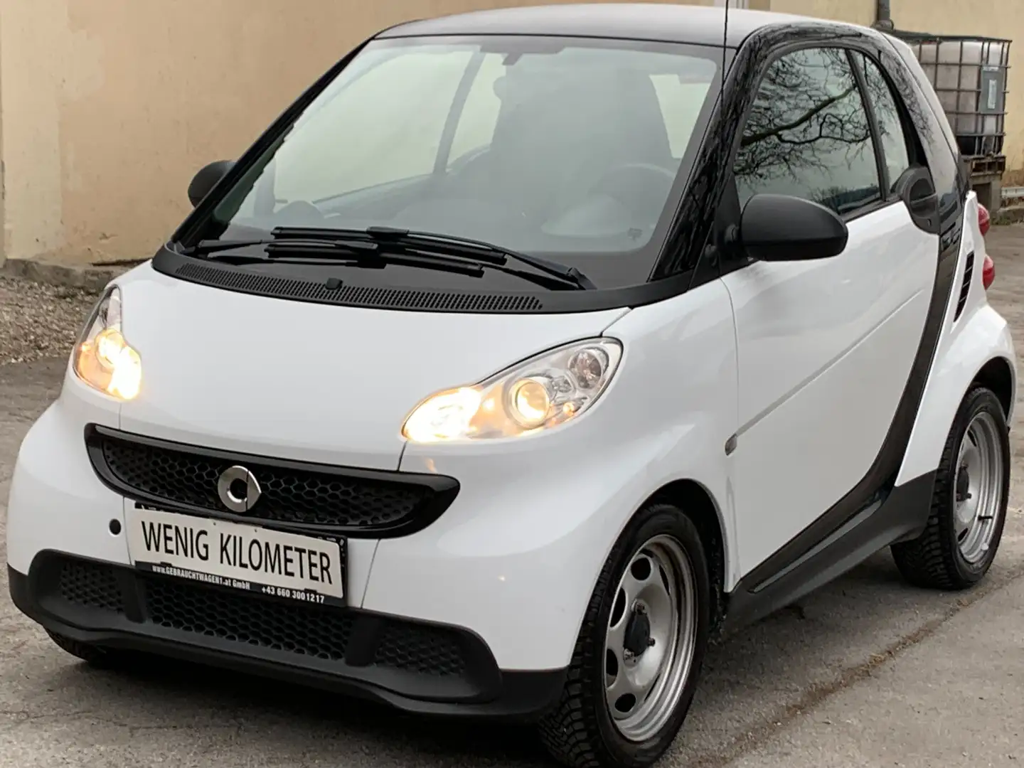 smart forTwo erst 51.000Km, unfallfrei 1. Besitz, jeder Service Schwarz - 2