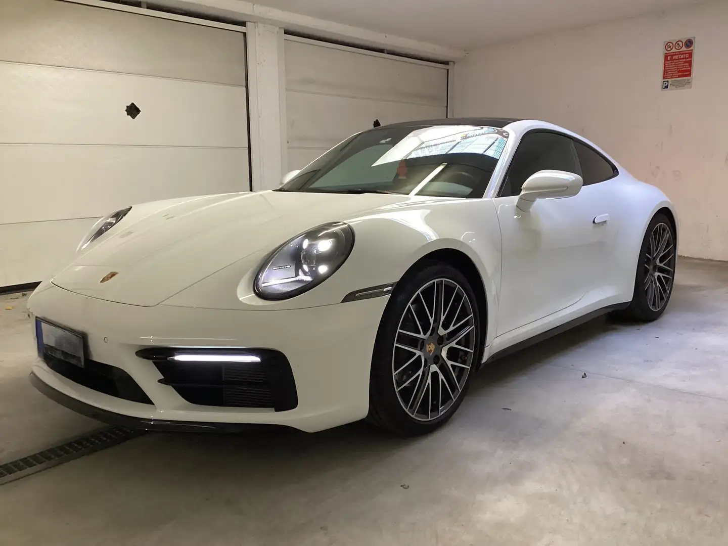 Porsche 911 992 Carrera  Coupe 3.0 Bianco - 1