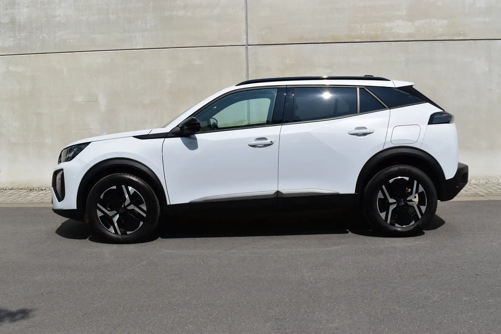 Peugeot 2008 1.2 Turbo Allure *Face Lift* Blanc - 2