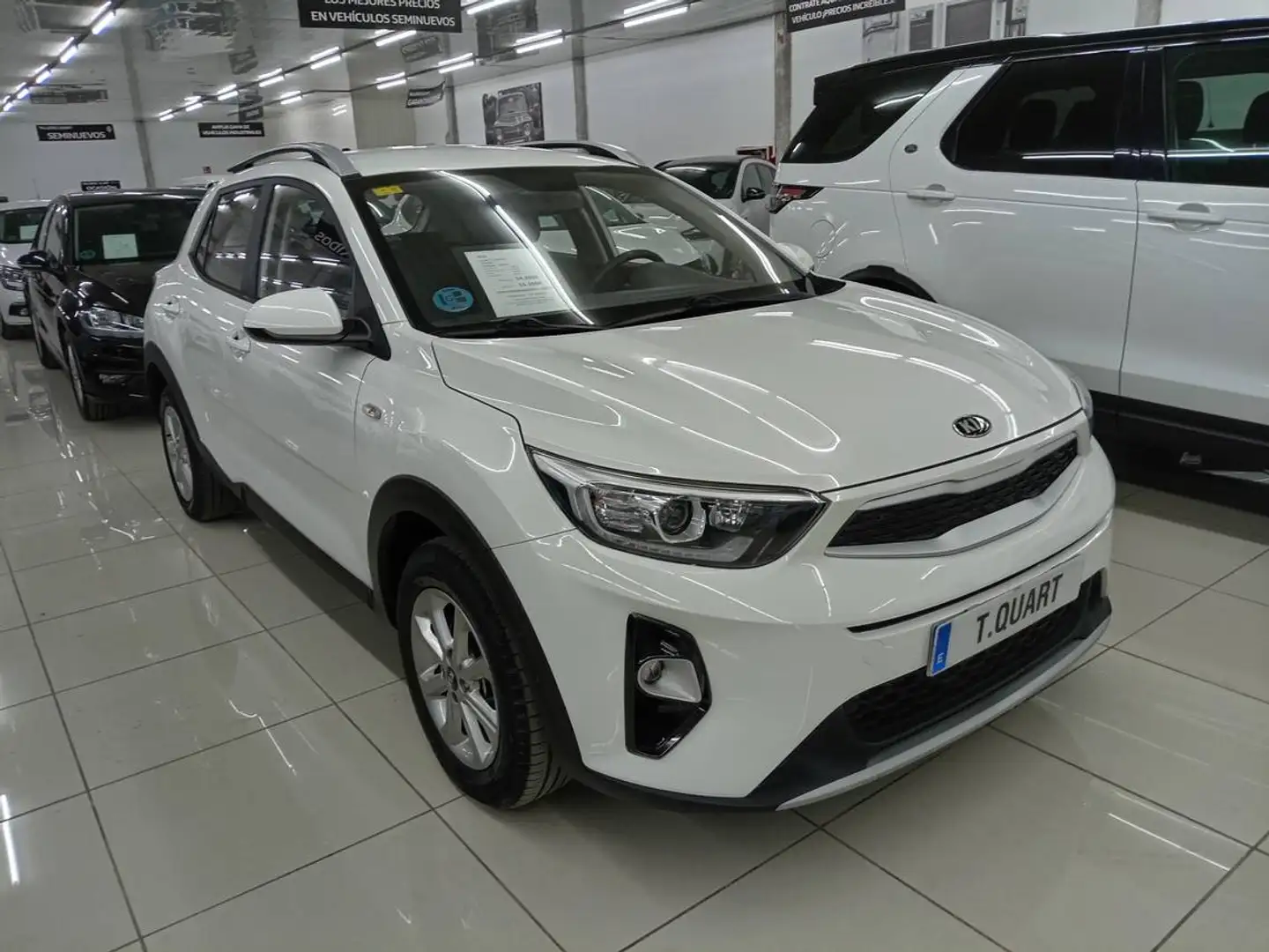 Kia Stonic 1.2 CVVT Eco-Dynamic Business 84 Blanco - 2