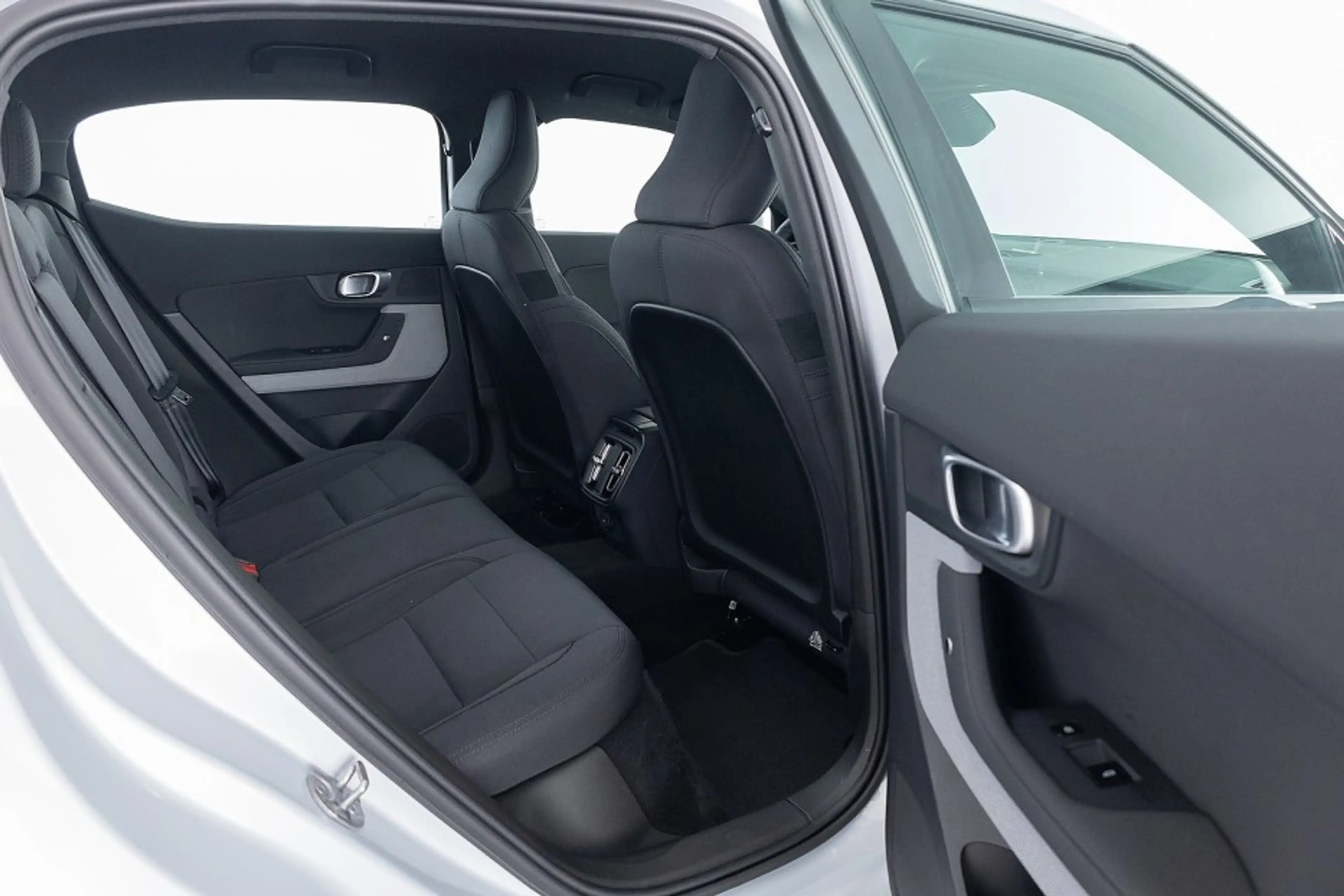 Polestar 2 Long Range Single Motor RWD *SOH 99,2%* — photo 8
