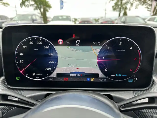 Mercedes-Benz C-Class view 17