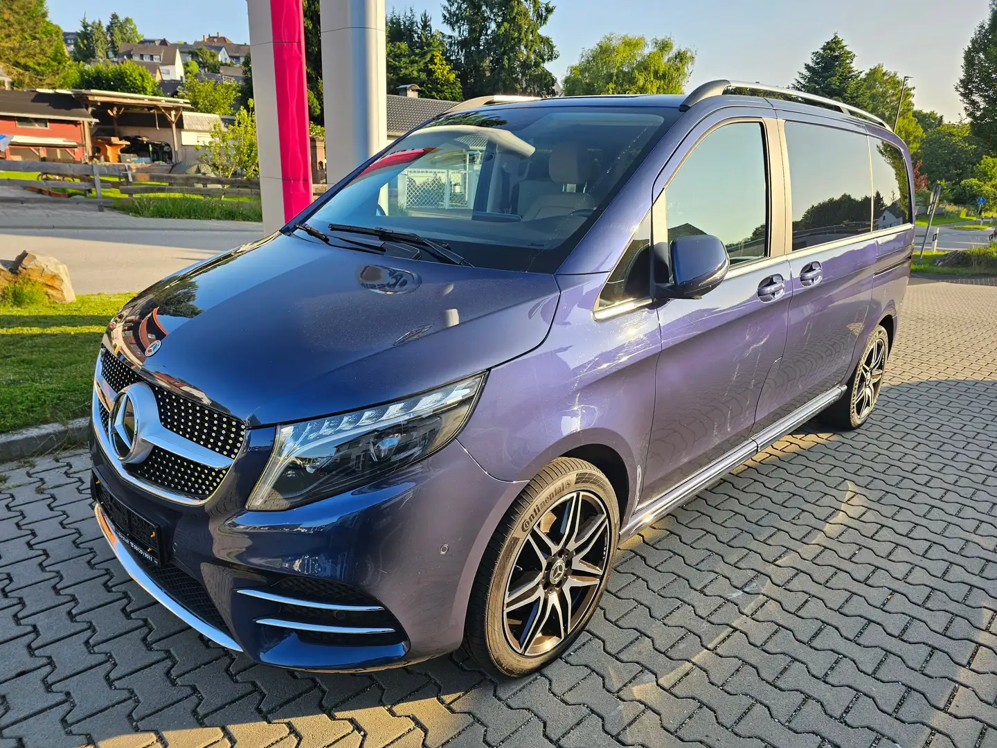 Mercedes-Benz V 300 V 220/250/300 d AVANTGARDE EDITION 2023 4M kompakt Bleu - 2