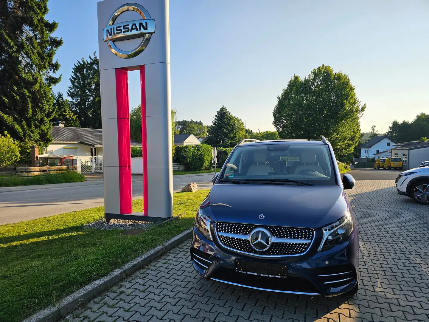 Mercedes-Benz V 300 V 220/250/300 d AVANTGARDE EDITION 2023 4M kompakt Bleu - 1