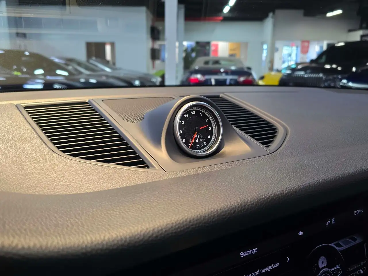 Porsche Macan снимка Porsche Macan