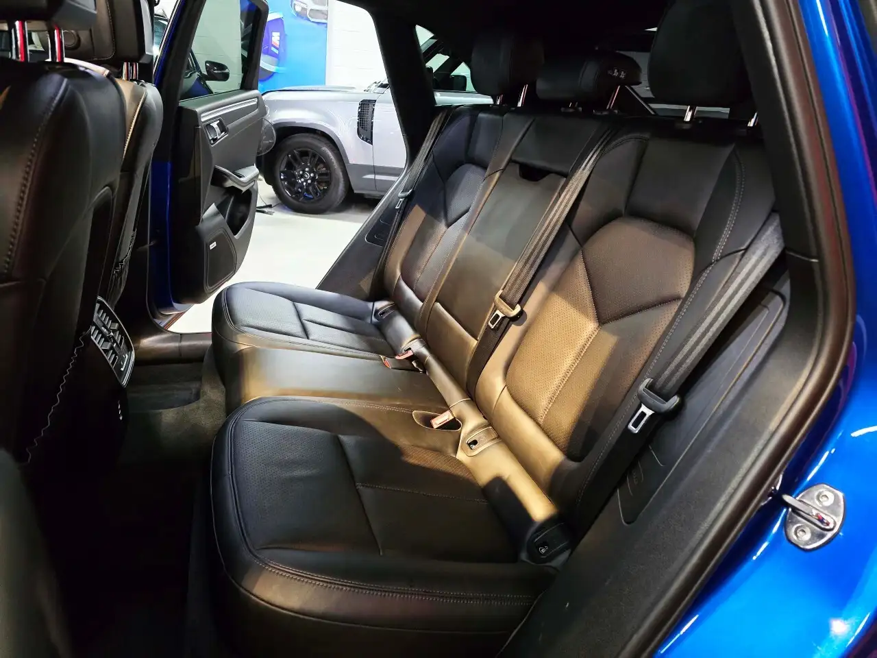Porsche Macan снимка Porsche Macan