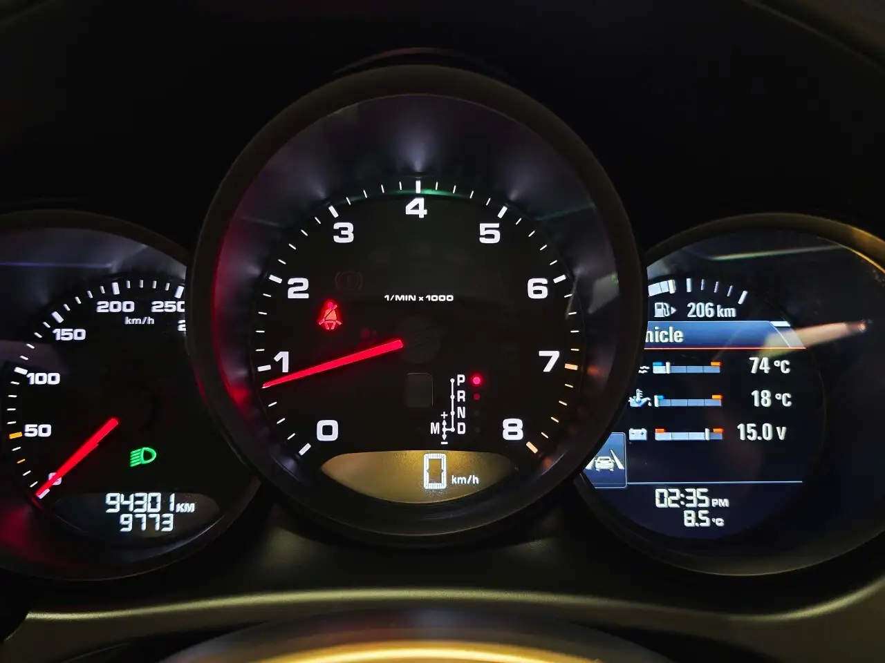Porsche Macan снимка Porsche Macan