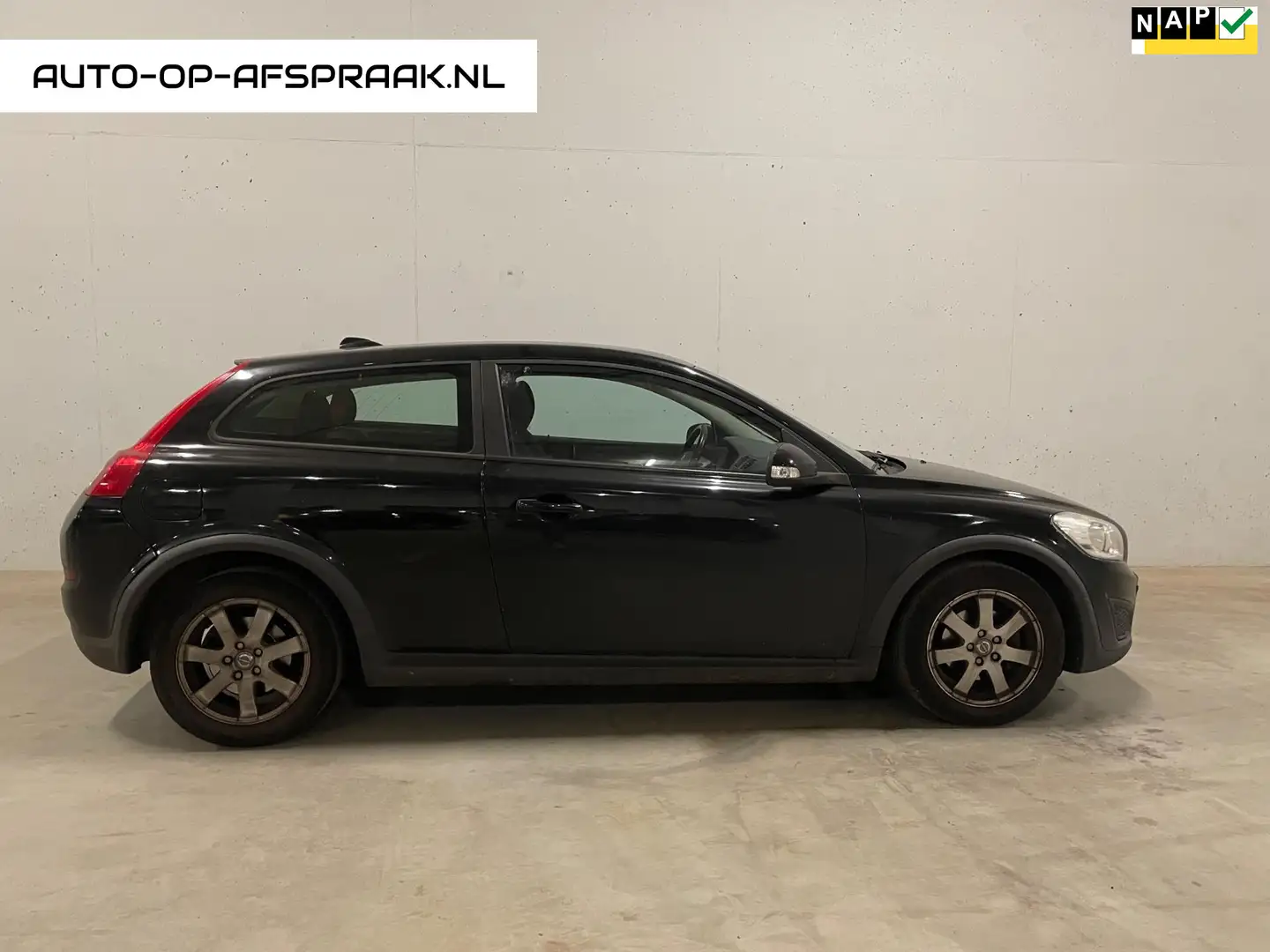 Volvo C30 1.6 Advantage Airco APK NAP Dealer Ond. Fekete - 1