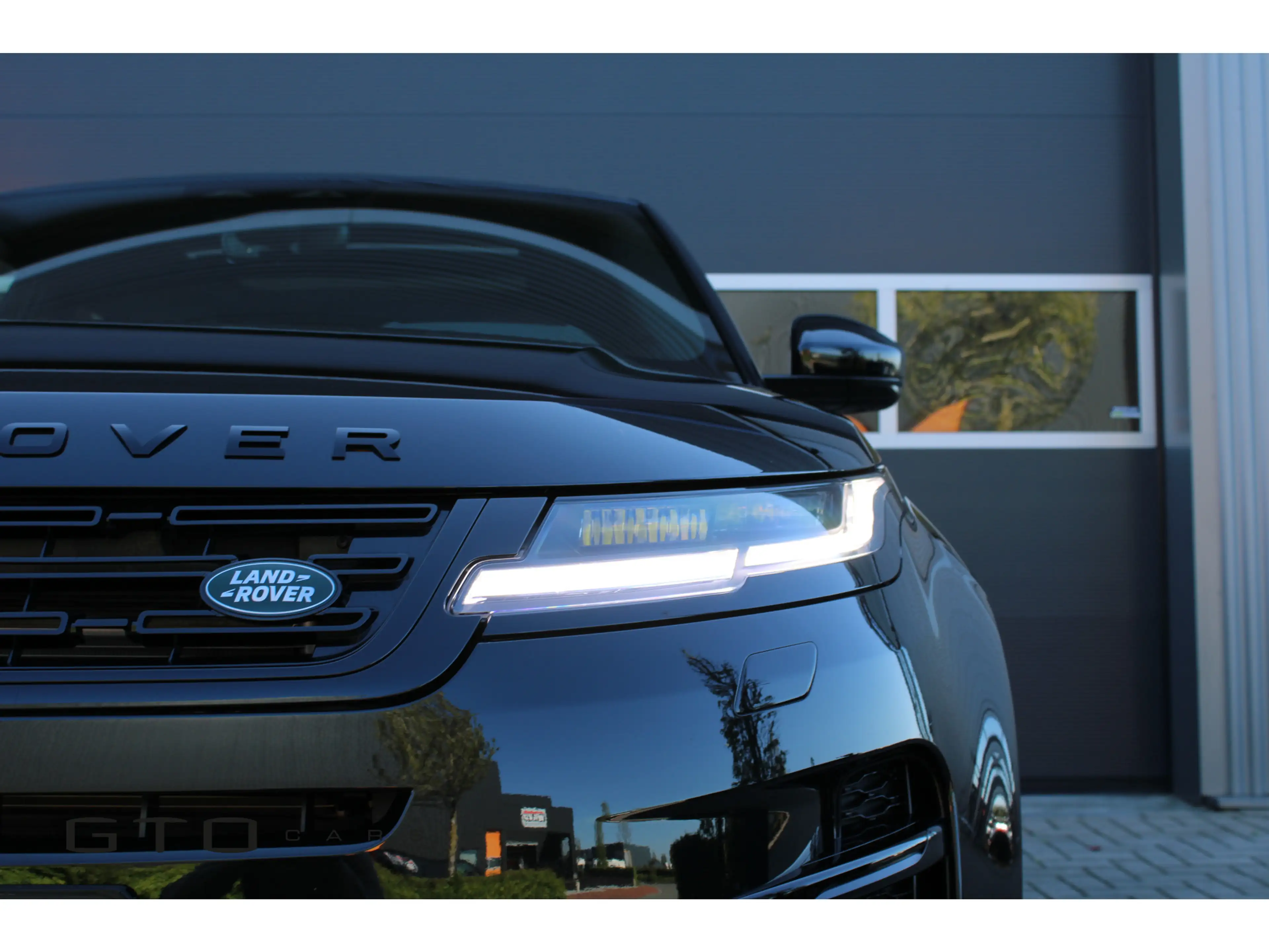 Land Rover Range Rover Evoque 1.5 P270e PHEV AWD R-Dynamic SE | Pano | Meridian — photo 3