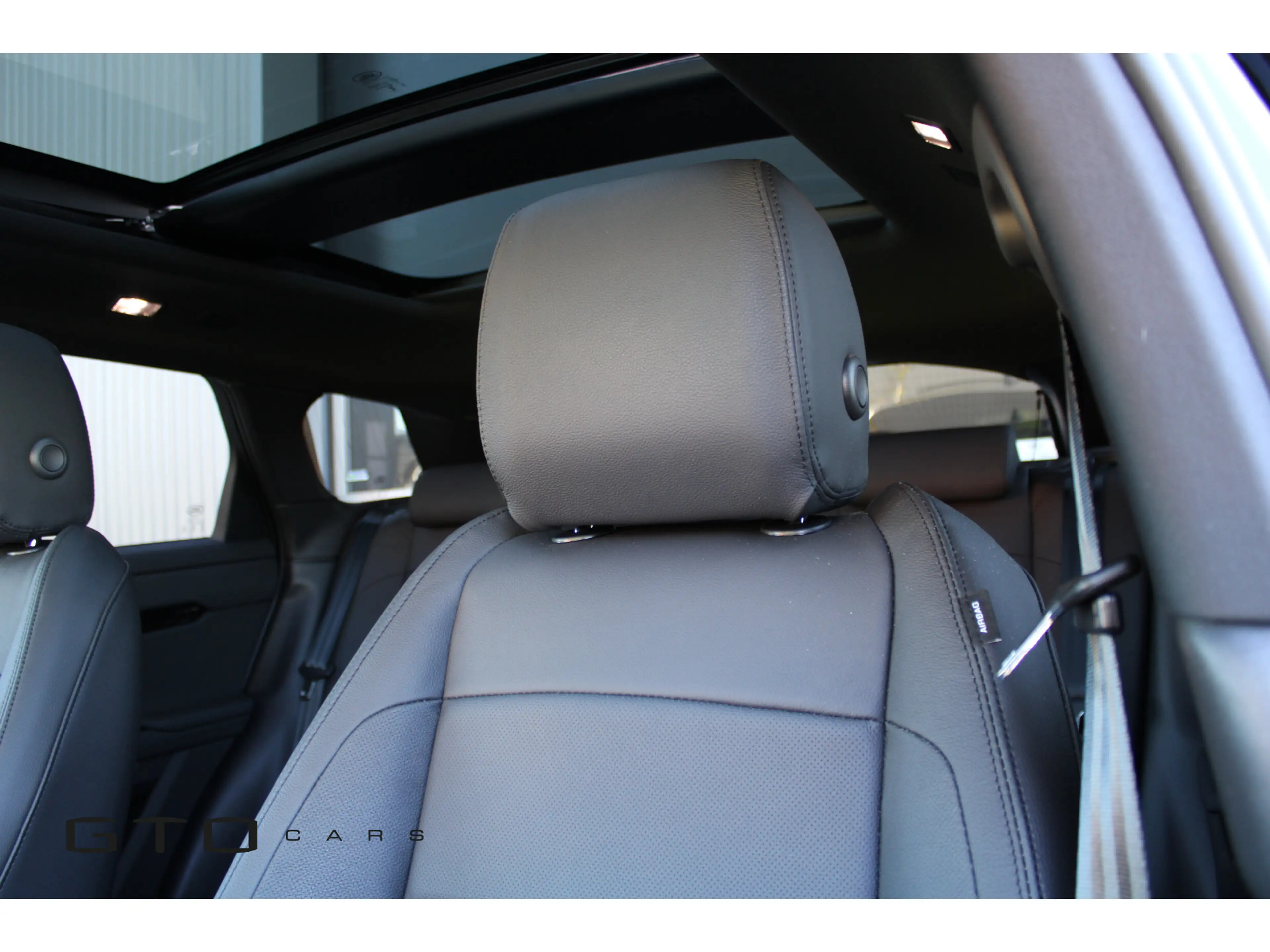 Land Rover Range Rover Evoque 1.5 P270e PHEV AWD R-Dynamic SE | Pano | Meridian — photo 17