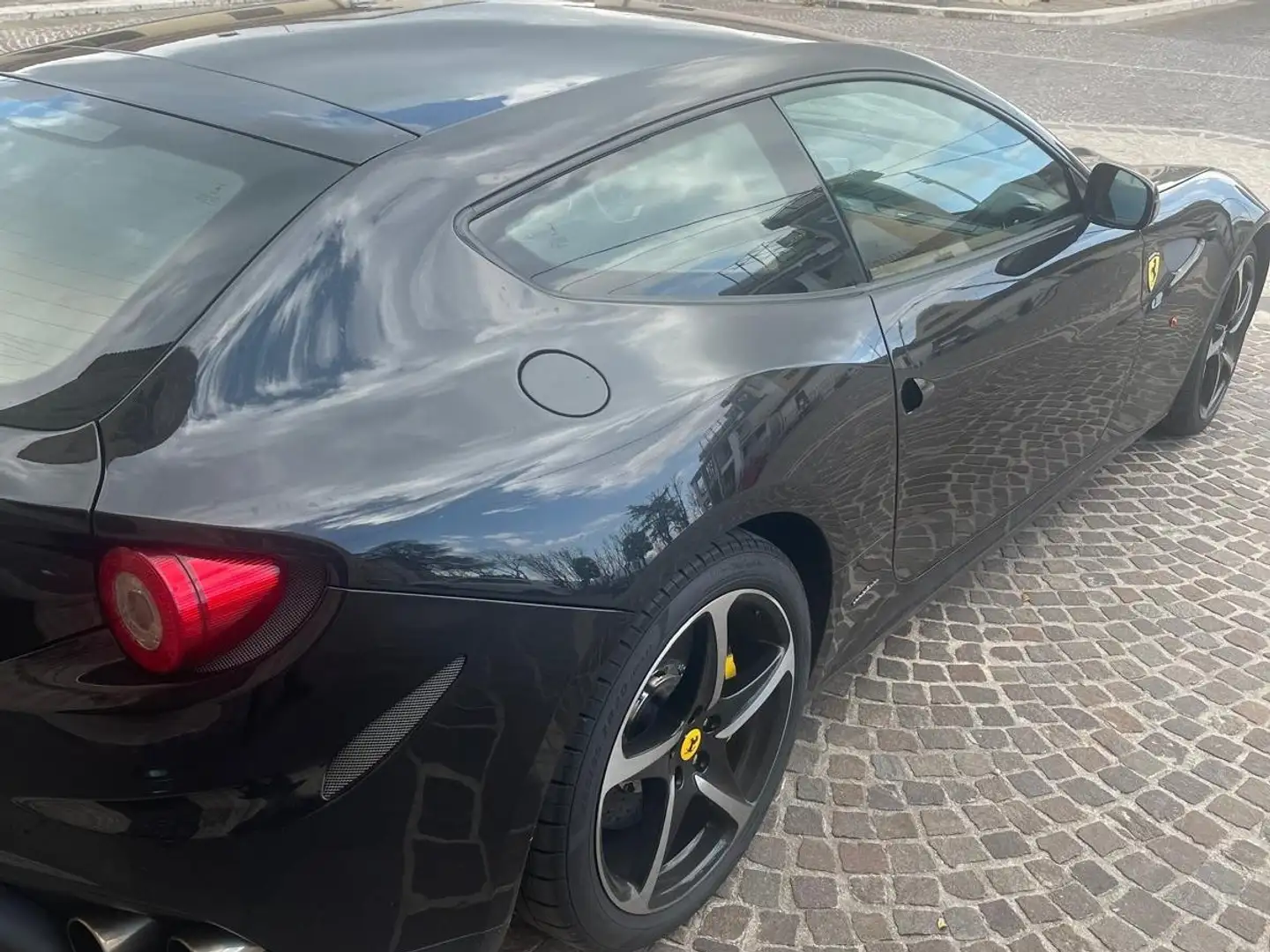 Ferrari FF 6.3 4rm dct - 2