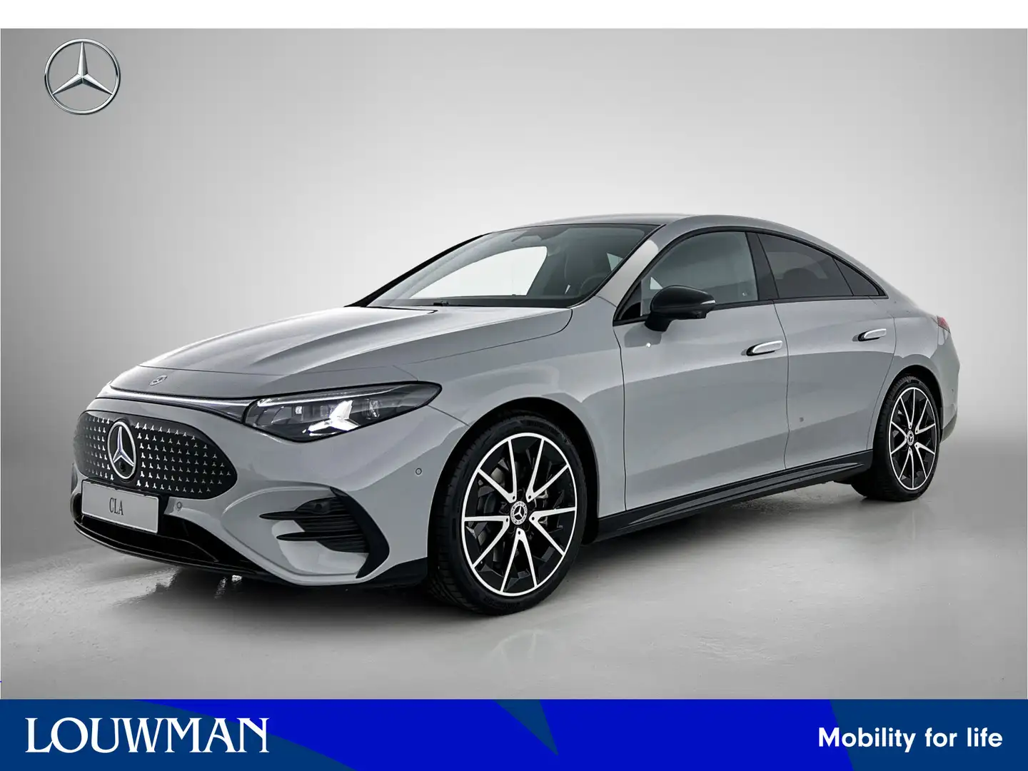 Mercedes-Benz CLA 250 250+ Launch Edition 85 kWh | Trekhaak | Adaptieve Grijs - 1