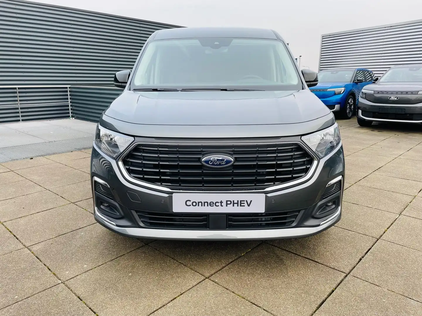 Ford Transit Connect 1.5 EcoBoost PHEV L2 Limited Voorraad incl. BPM Grijs - 2