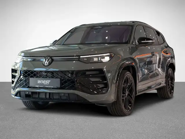 Volkswagen Tayron view 2
