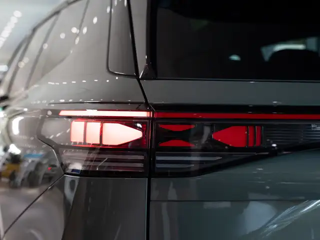Volkswagen Tayron view 10