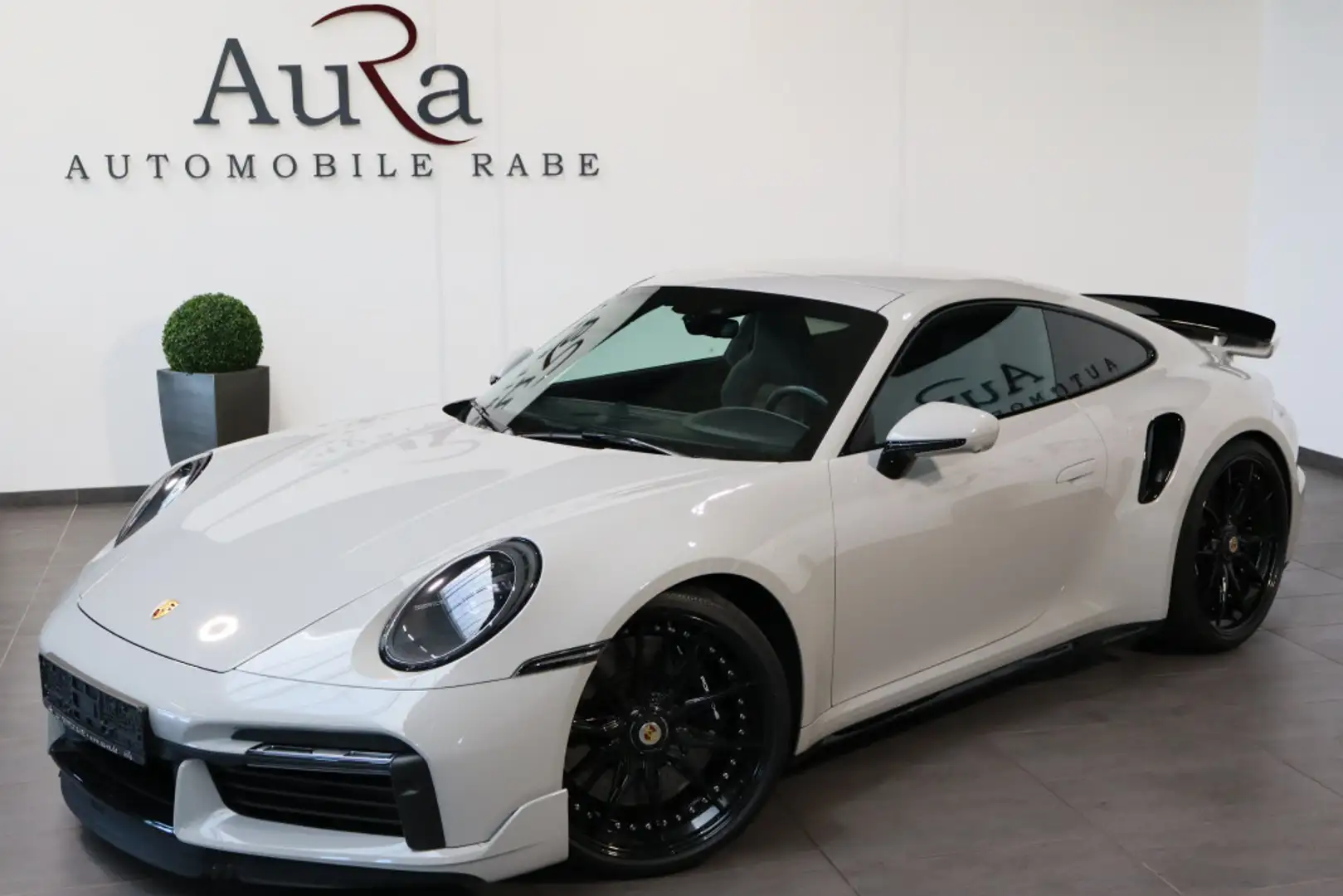 Porsche 992 Turbo AERO-KIT+SPORTABGAS+SD+360GRAD+22ZOLL Grey - 1