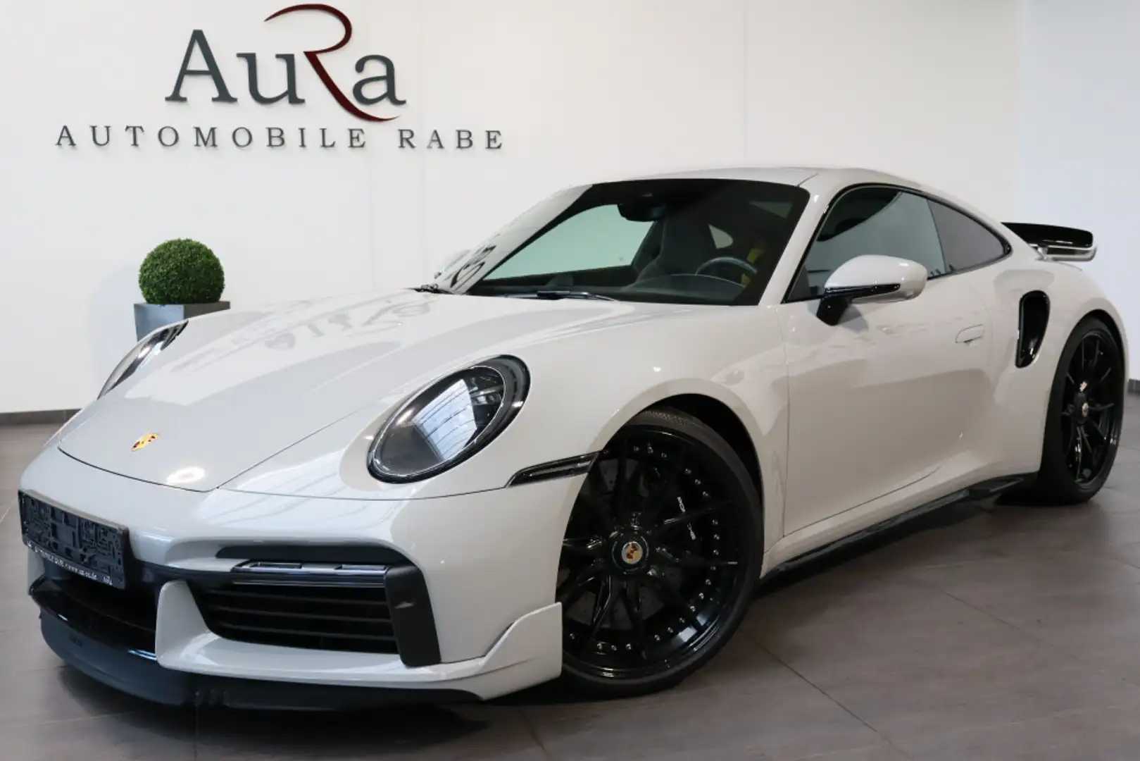 Porsche 992 Turbo AERO-KIT+SPORTABGAS+SD+360GRAD+22ZOLL Grey - 2