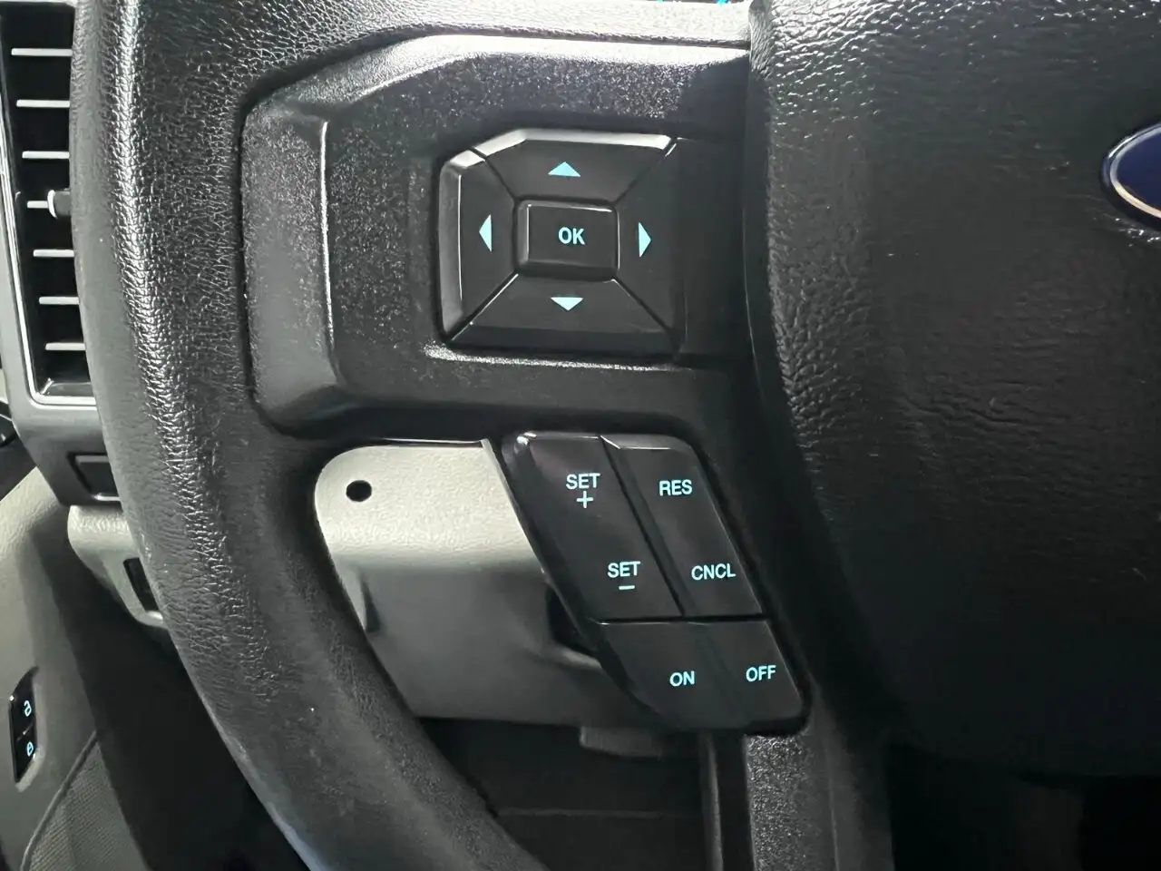 Ford F 350 снимка Ford F 350