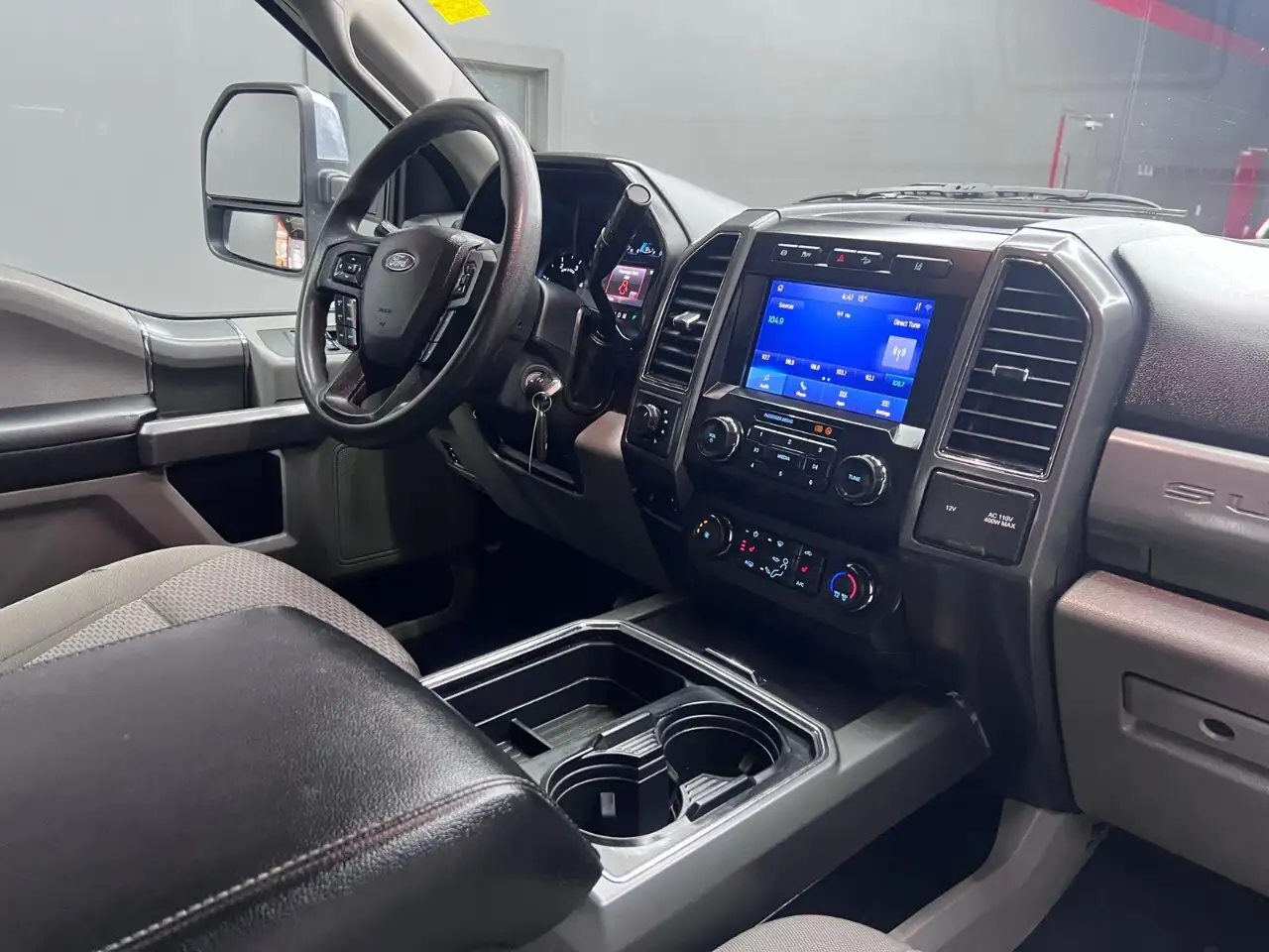 Ford F 350 снимка Ford F 350