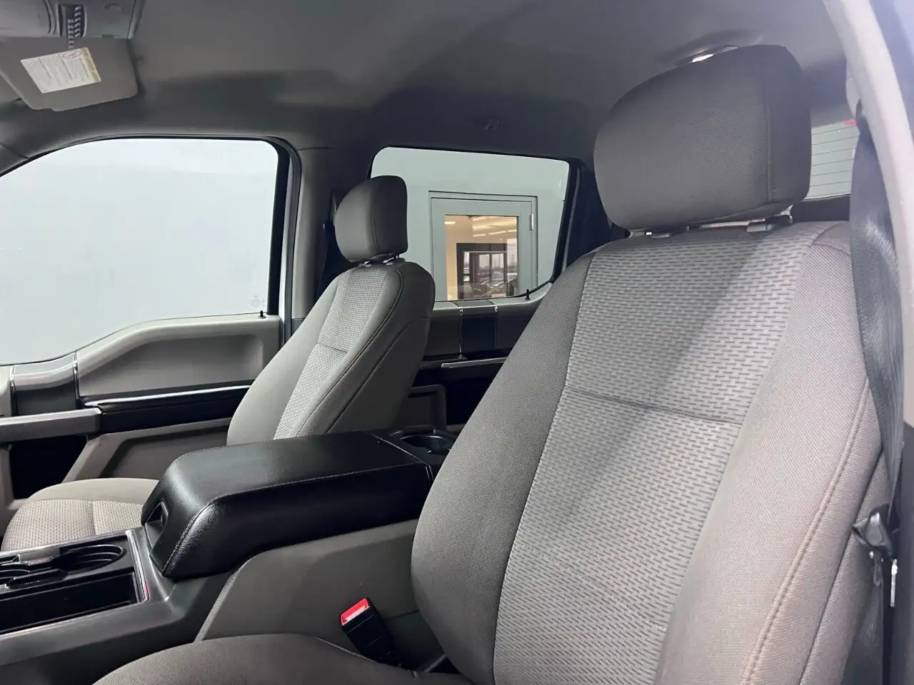 Ford F 350 снимка Ford F 350