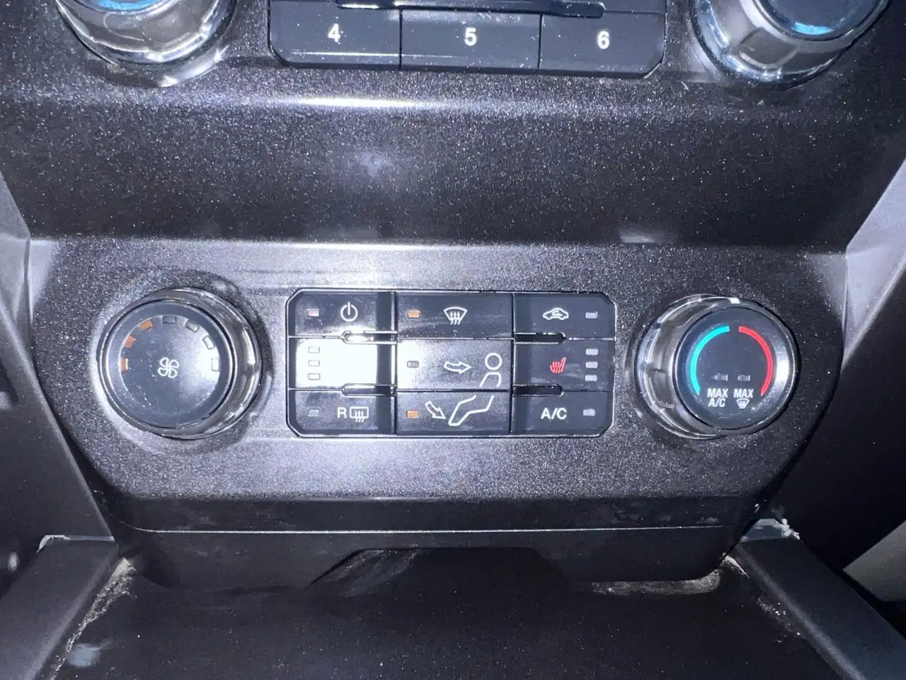 Ford F 350 снимка Ford F 350