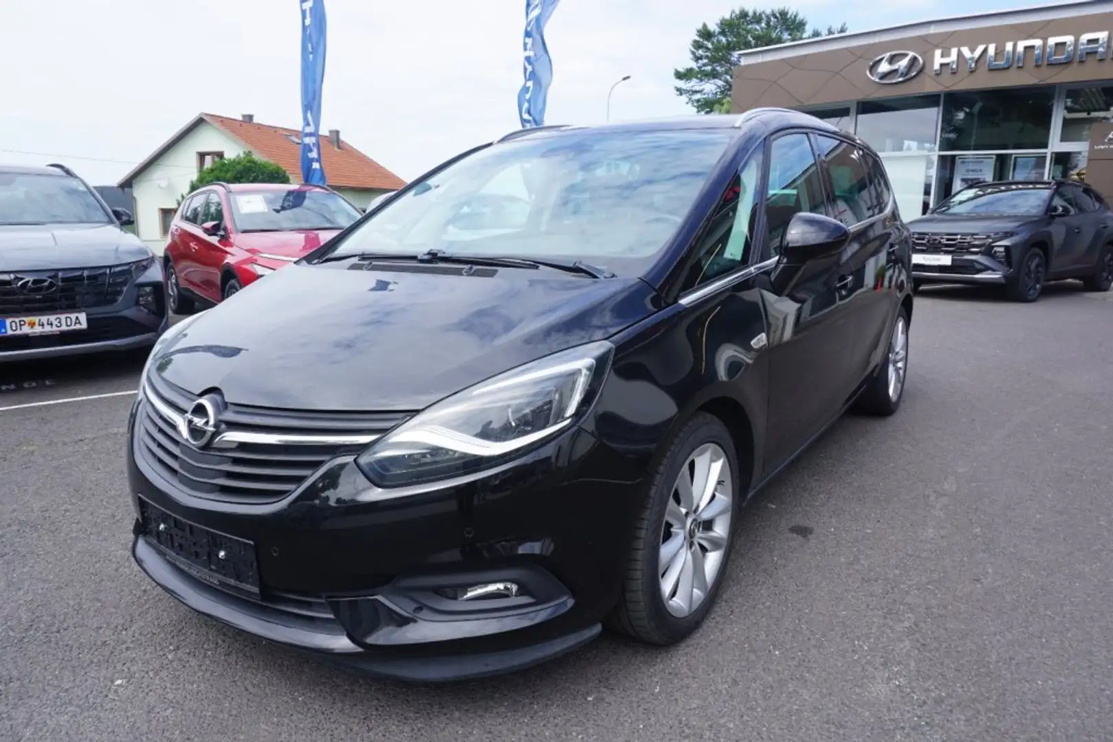 Opel Zafira TOURER 2,0 CDTi ECOTEC Innovation Automatik Schwarz - 1